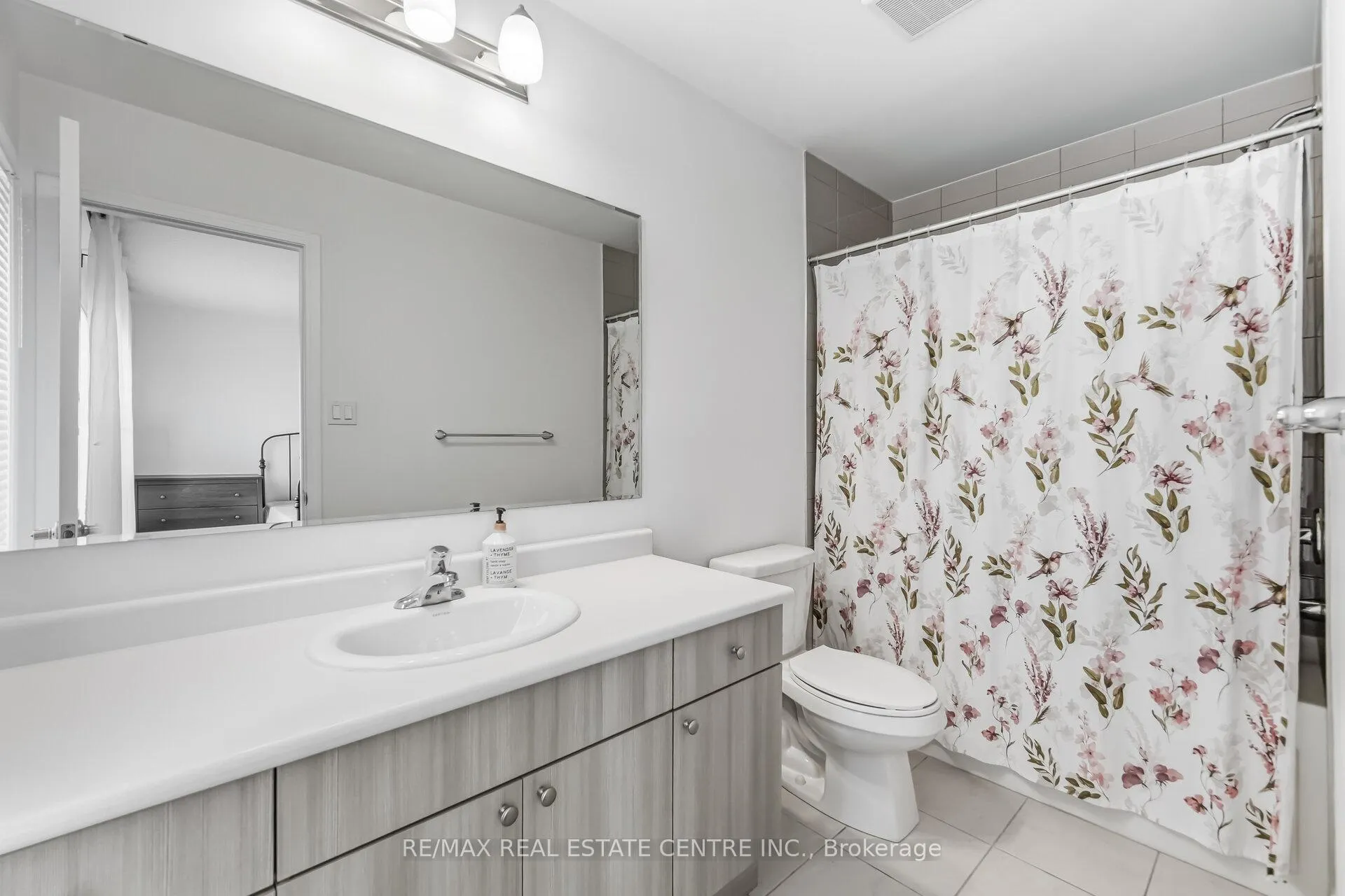 Photo 29 of Unit #18, 975 Whitlock Avenue, Milton, Cobban — HOMEH
