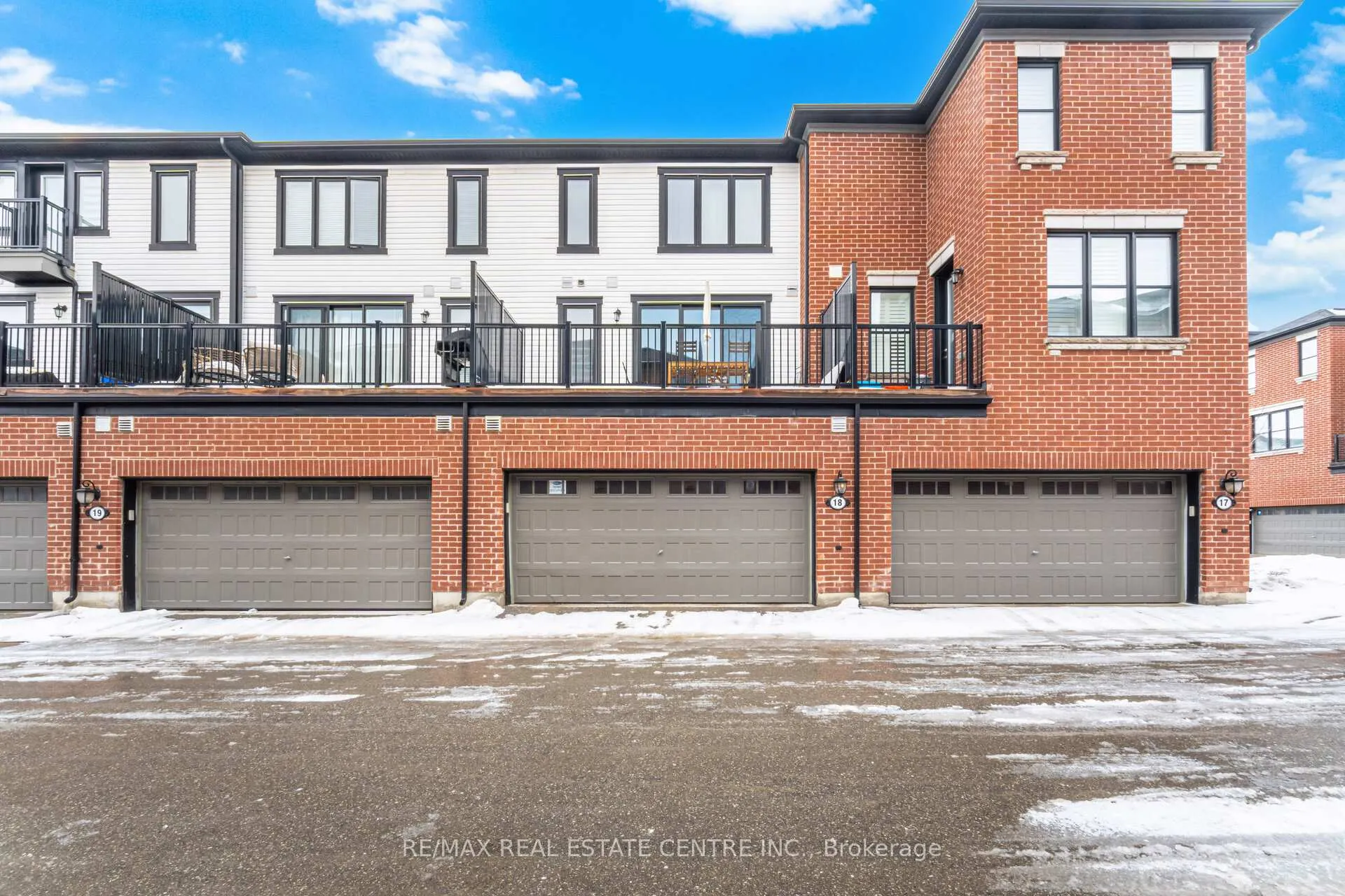 Photo 46 of Unit #18, 975 Whitlock Avenue, Milton, Cobban — HOMEH