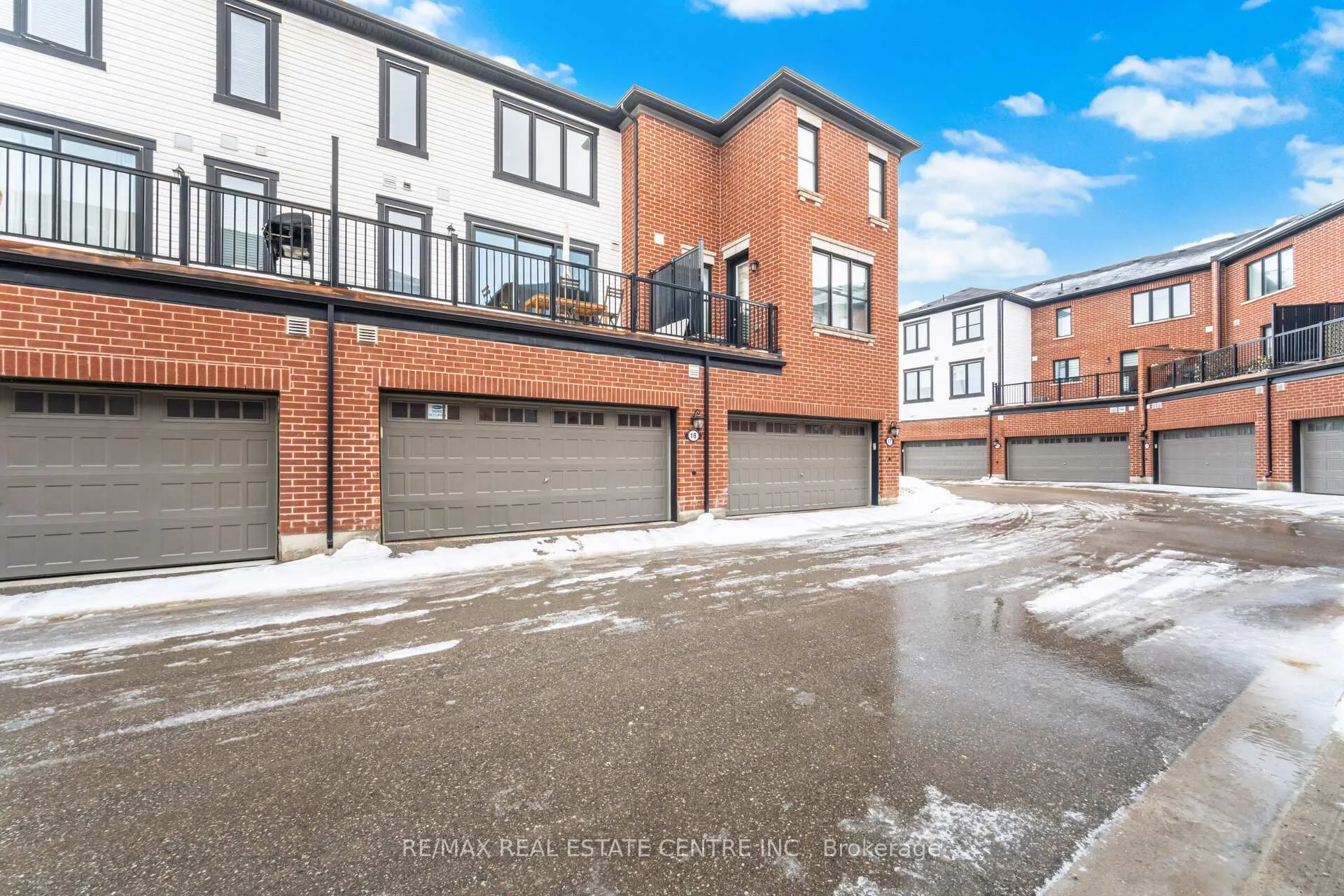 Photo 47 of Unit #18, 975 Whitlock Avenue, Milton, Cobban — HOMEH