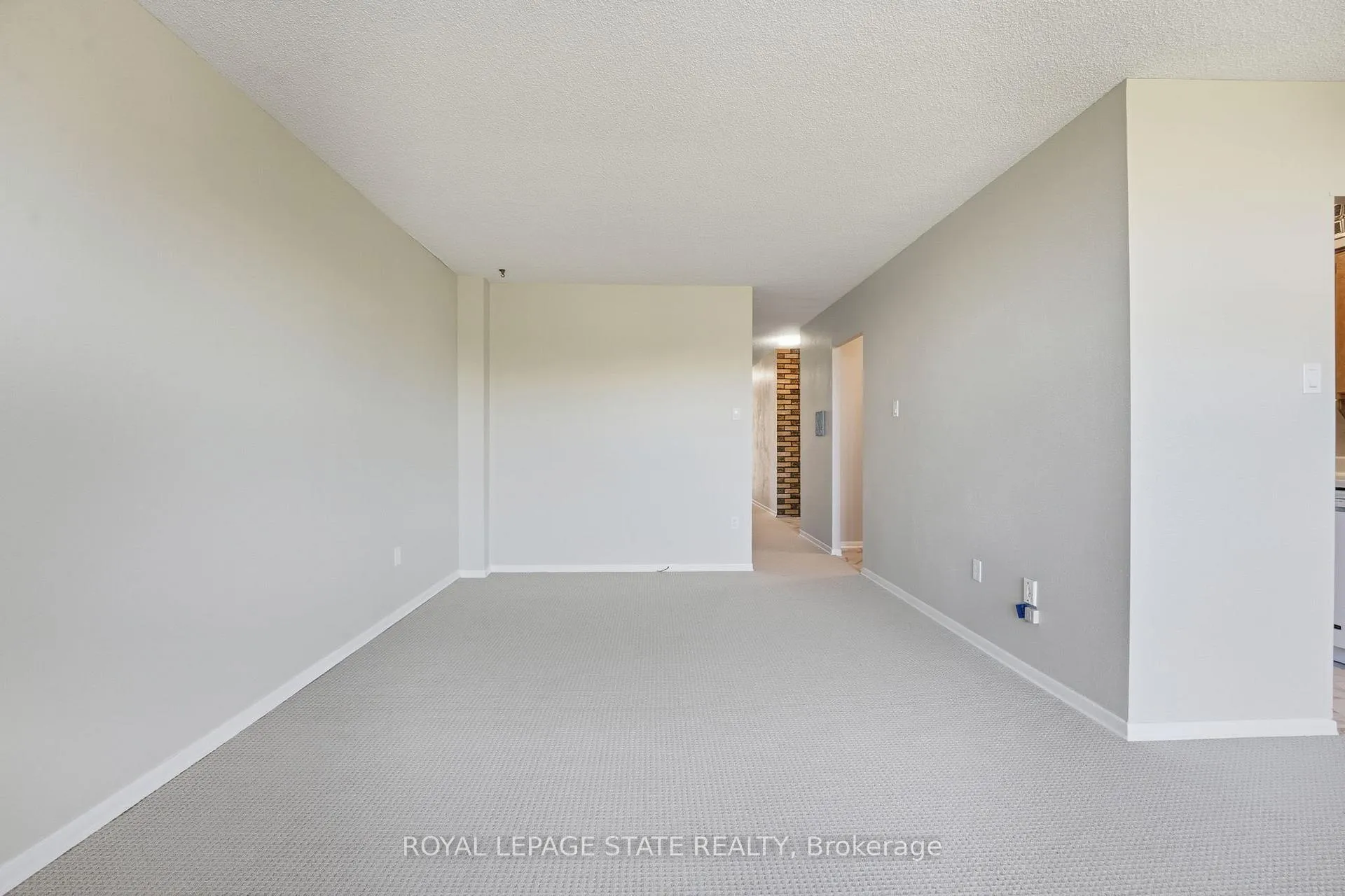 Photo 7 of Unit 1103, 1968 Main Street W, Hamilton, Ainslie Wood — HOMEH