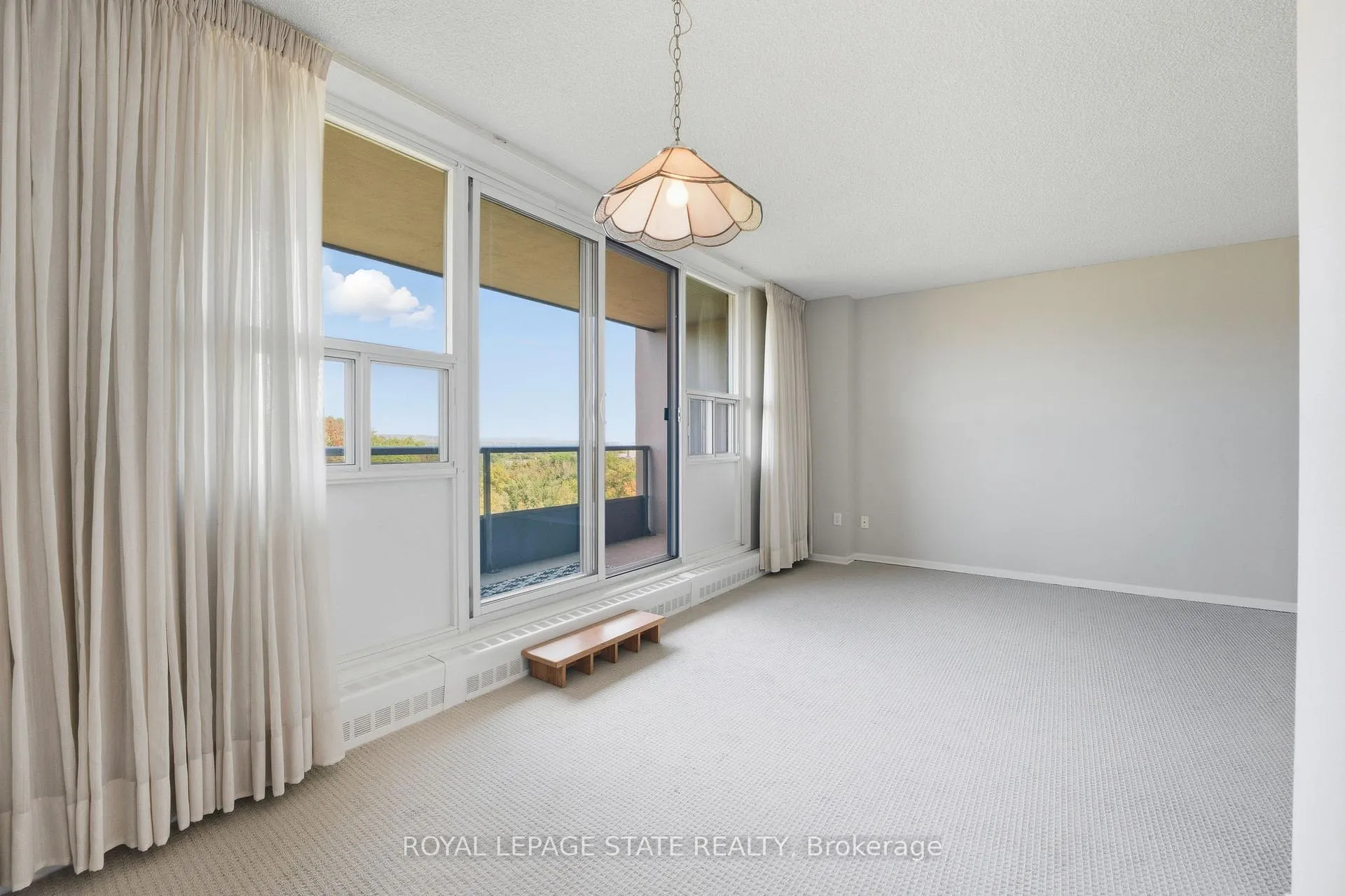 Photo 11 of Unit 1103, 1968 Main Street W, Hamilton, Ainslie Wood — HOMEH