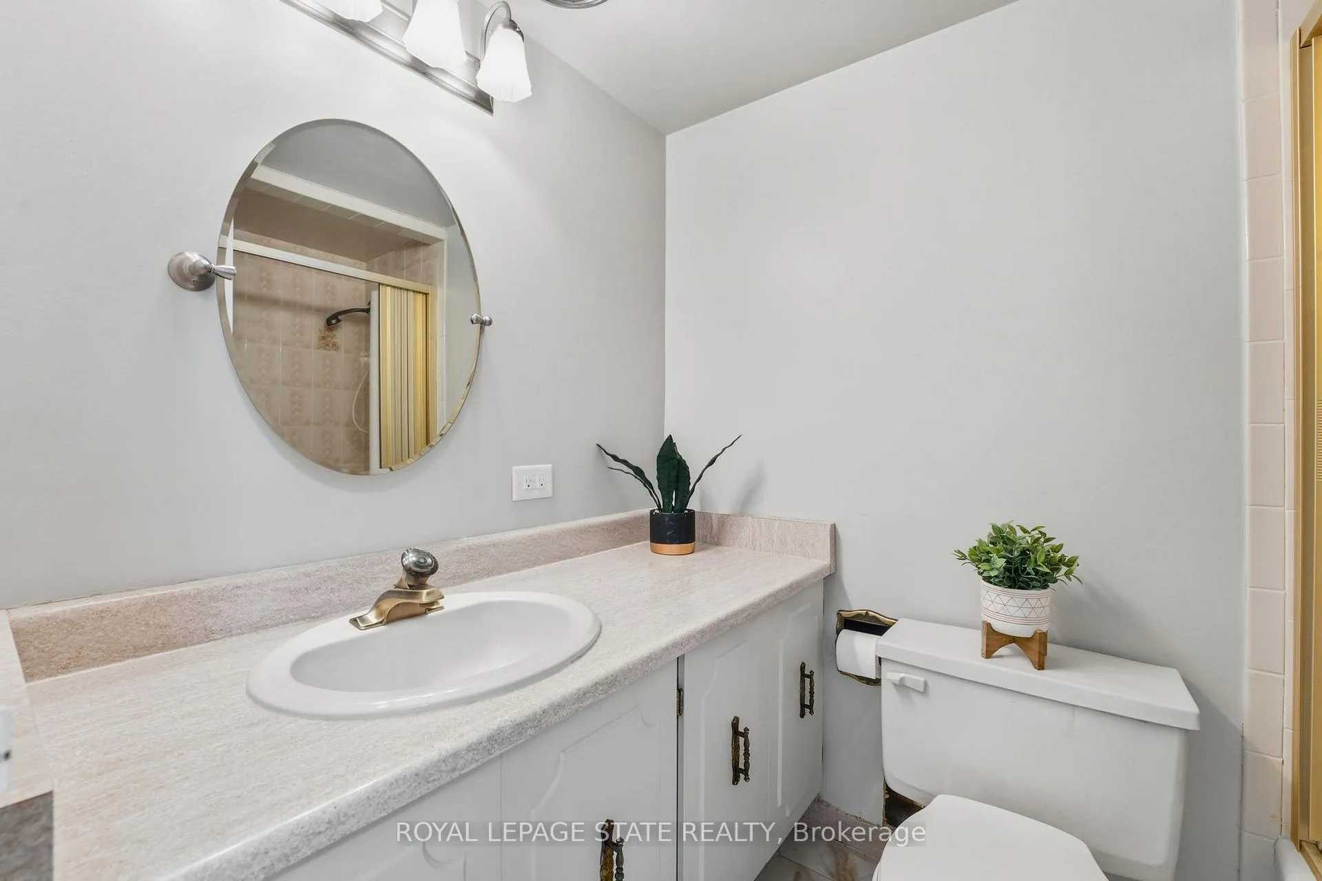 Photo 22 of Unit 1103, 1968 Main Street W, Hamilton, Ainslie Wood — HOMEH