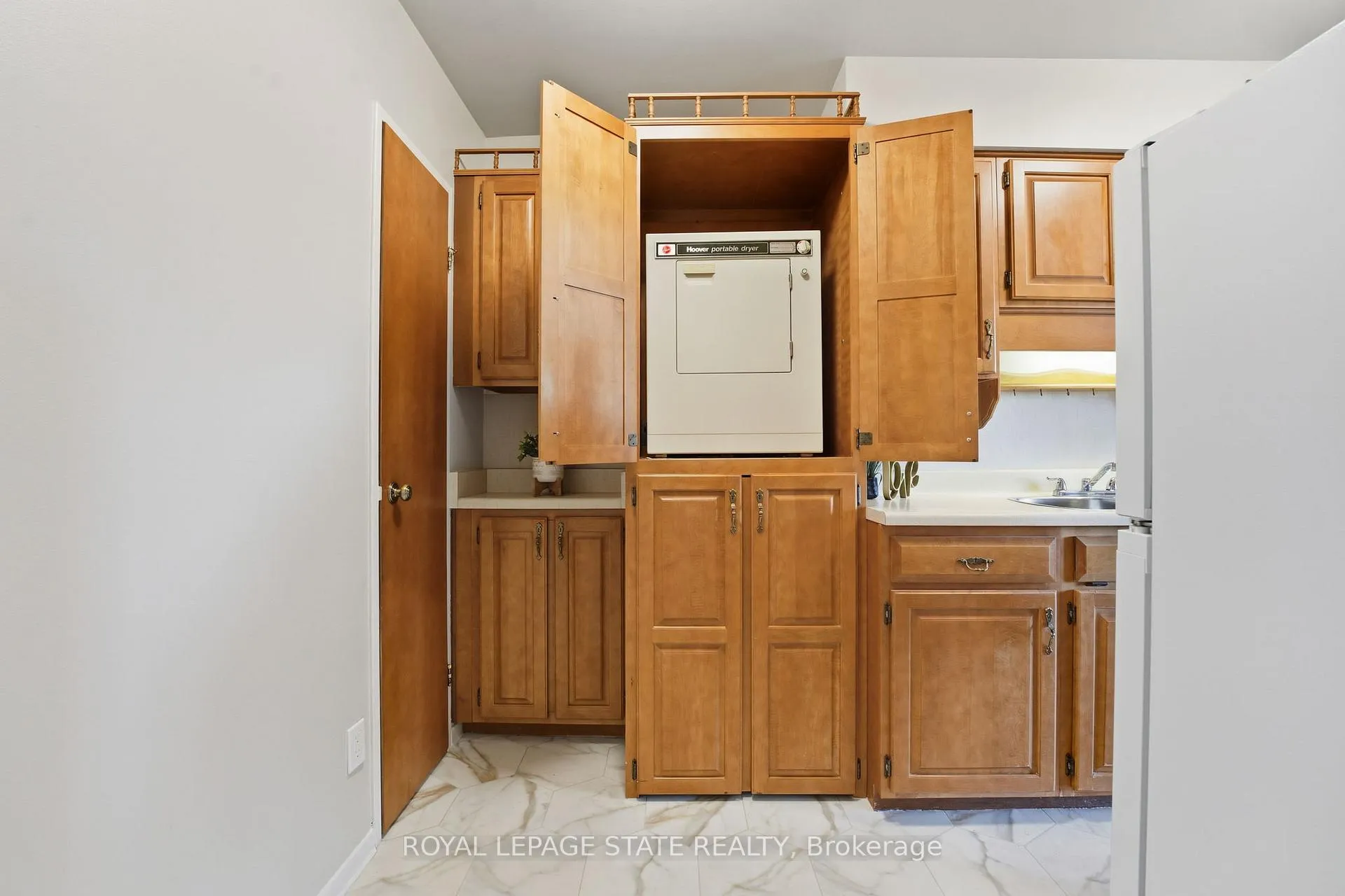 Photo 23 of Unit 1103, 1968 Main Street W, Hamilton, Ainslie Wood — HOMEH