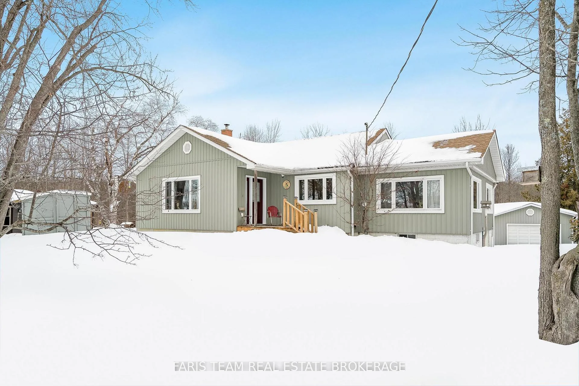 Photo 2 of 4186 Orkney Beach Road, Ramara, Atherley — HOMEH