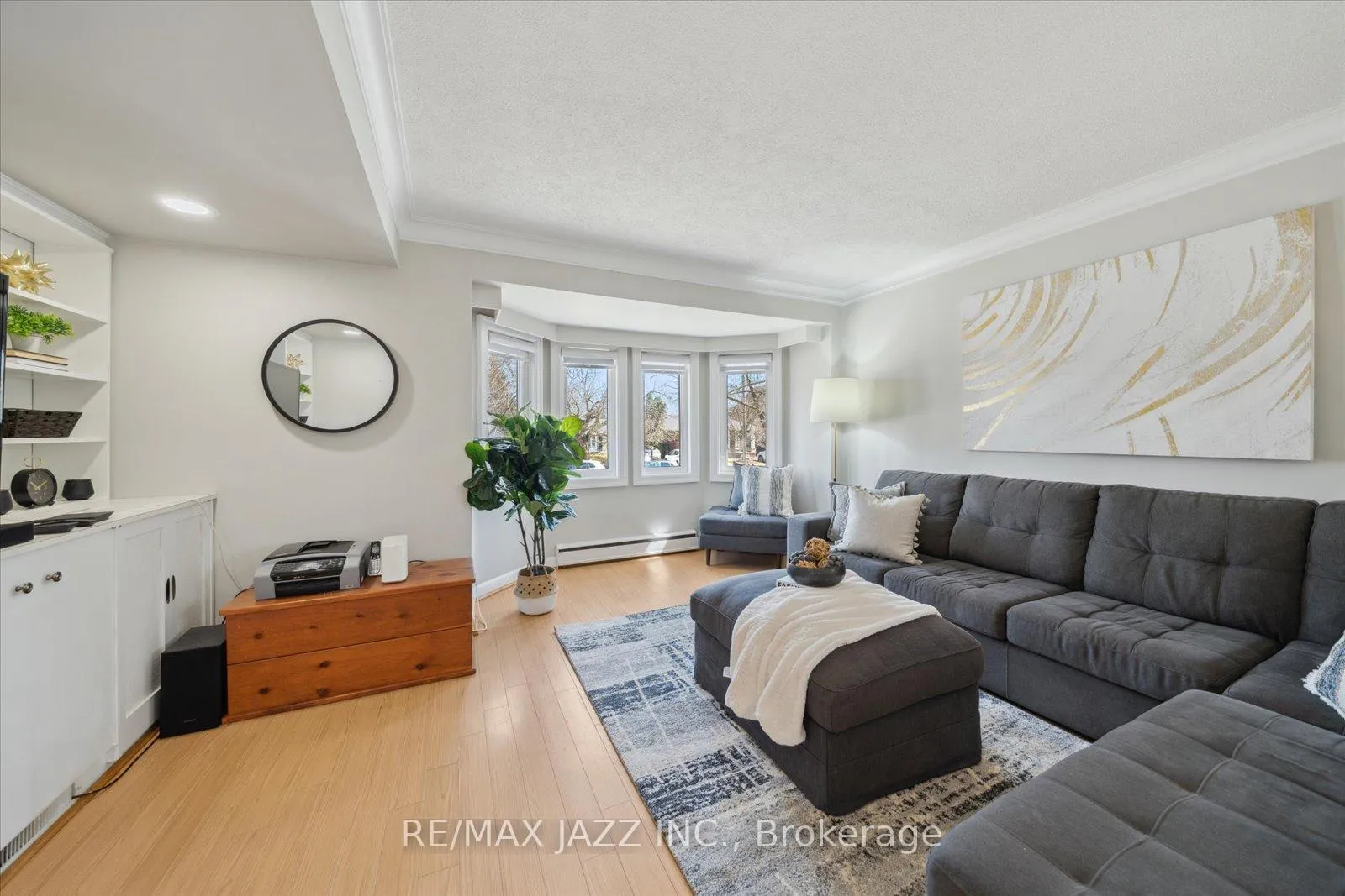 Photo 5 of 640 Mary Street N, Oshawa, O'Neill — HOMEH