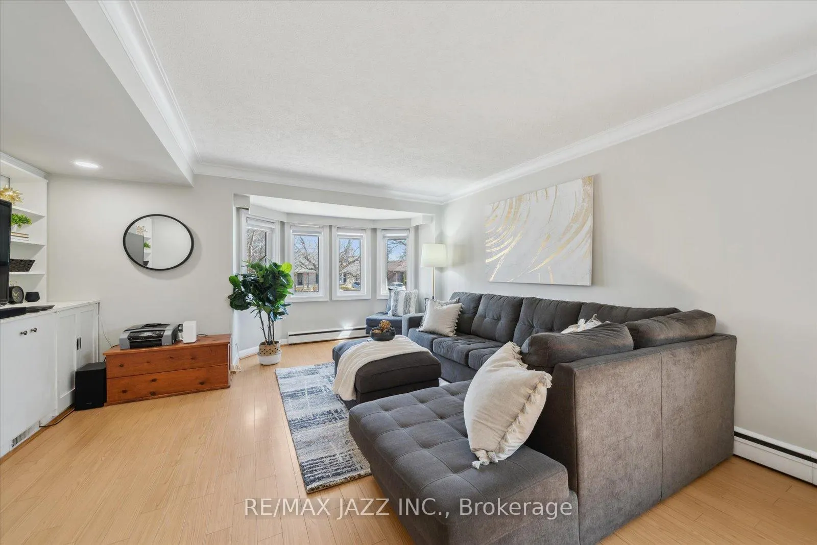 Photo 6 of 640 Mary Street N, Oshawa, O'Neill — HOMEH