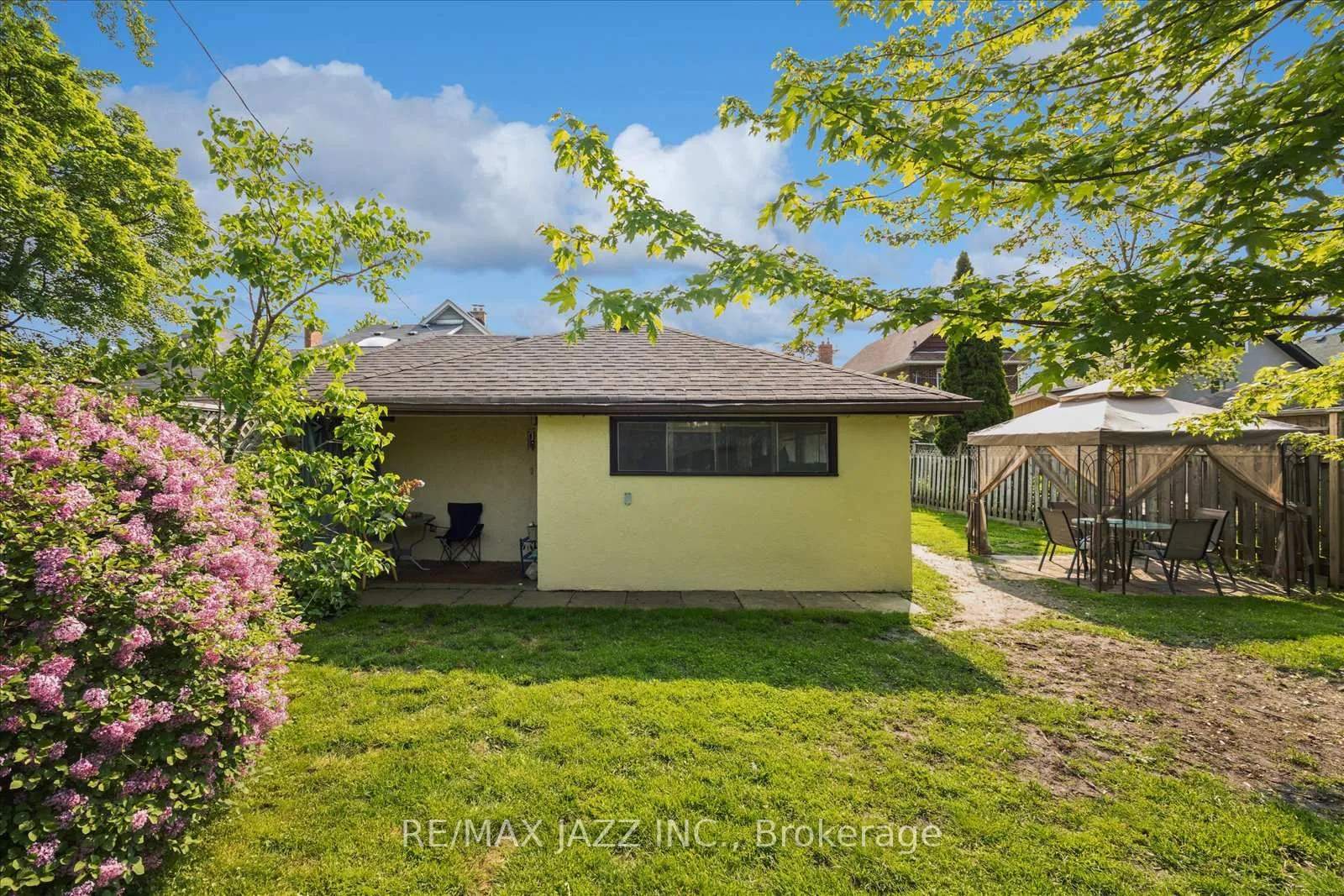 Photo 38 of 640 Mary Street N, Oshawa, O'Neill — HOMEH