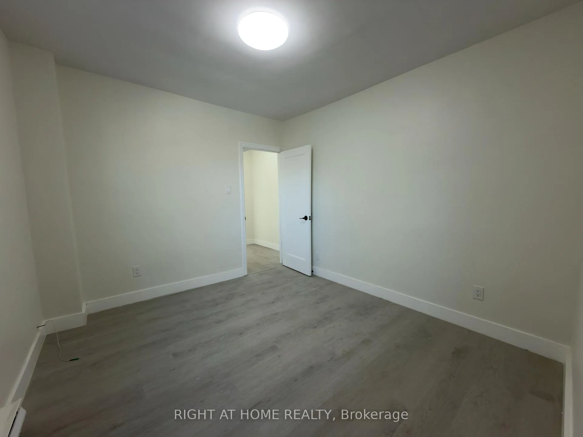Photo 14 of Unit 3, 55 Glendale Avenue S, Ottawa, Glebe — HOMEH