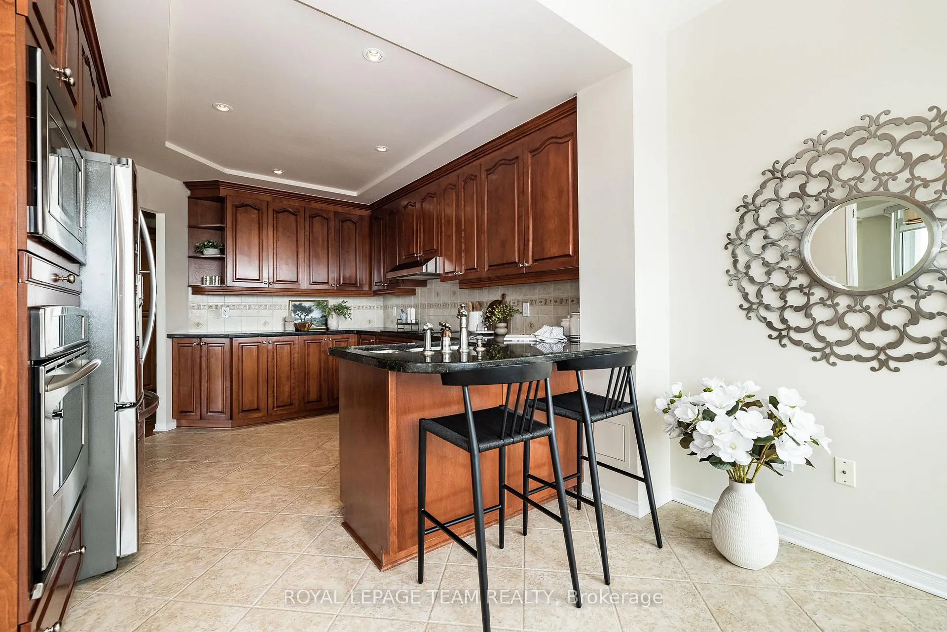Photo 17 of Unit 1002, 38 Metropole Private, Ottawa, Westboro North — HOMEH