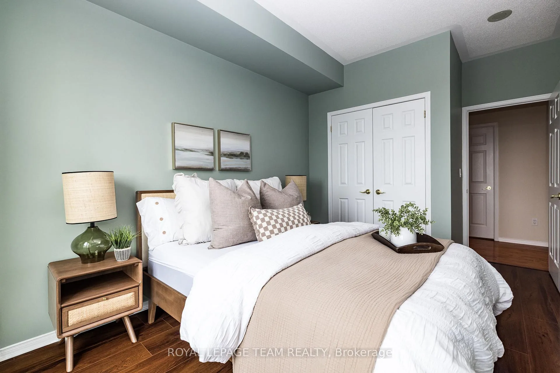 Photo 31 of Unit 1002, 38 Metropole Private, Ottawa, Westboro North — HOMEH
