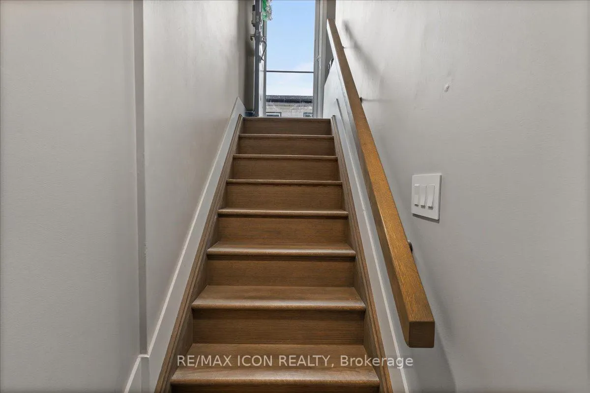 Photo 7 of 50 Grove Crescent, Brantford, Henderson-Sky Acres — HOMEH