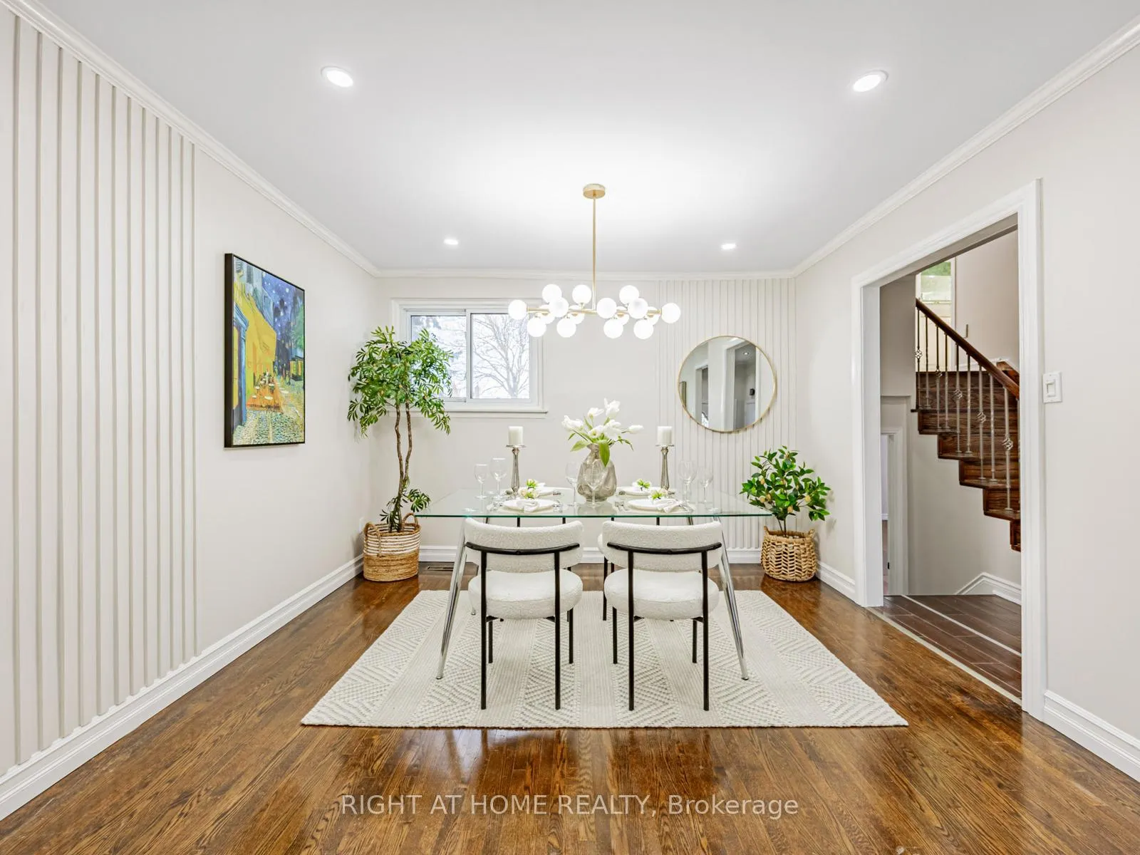 Photo 4 of 5 Foord Road, Ajax, South East — HOMEH