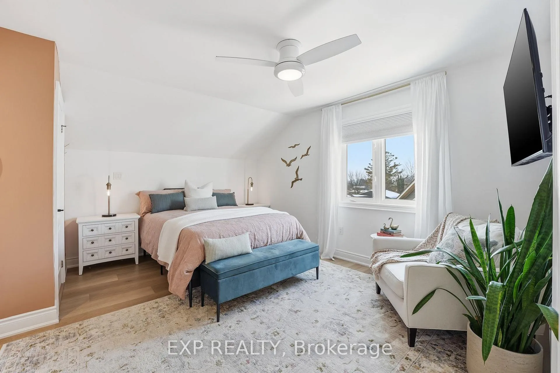 Photo 22 of 7 Brenner Court, Georgina, Keswick North — HOMEH