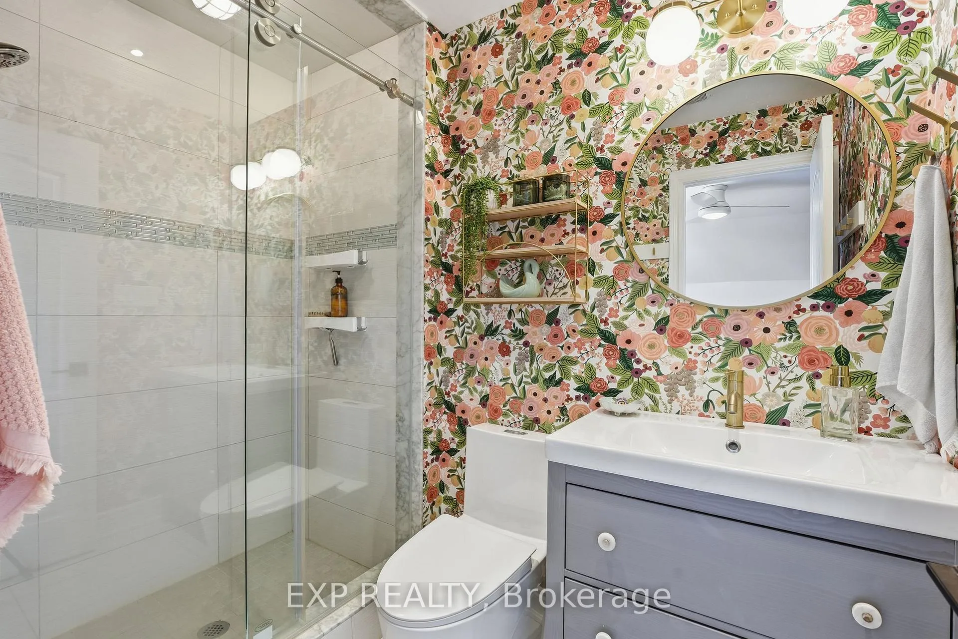 Photo 24 of 7 Brenner Court, Georgina, Keswick North — HOMEH
