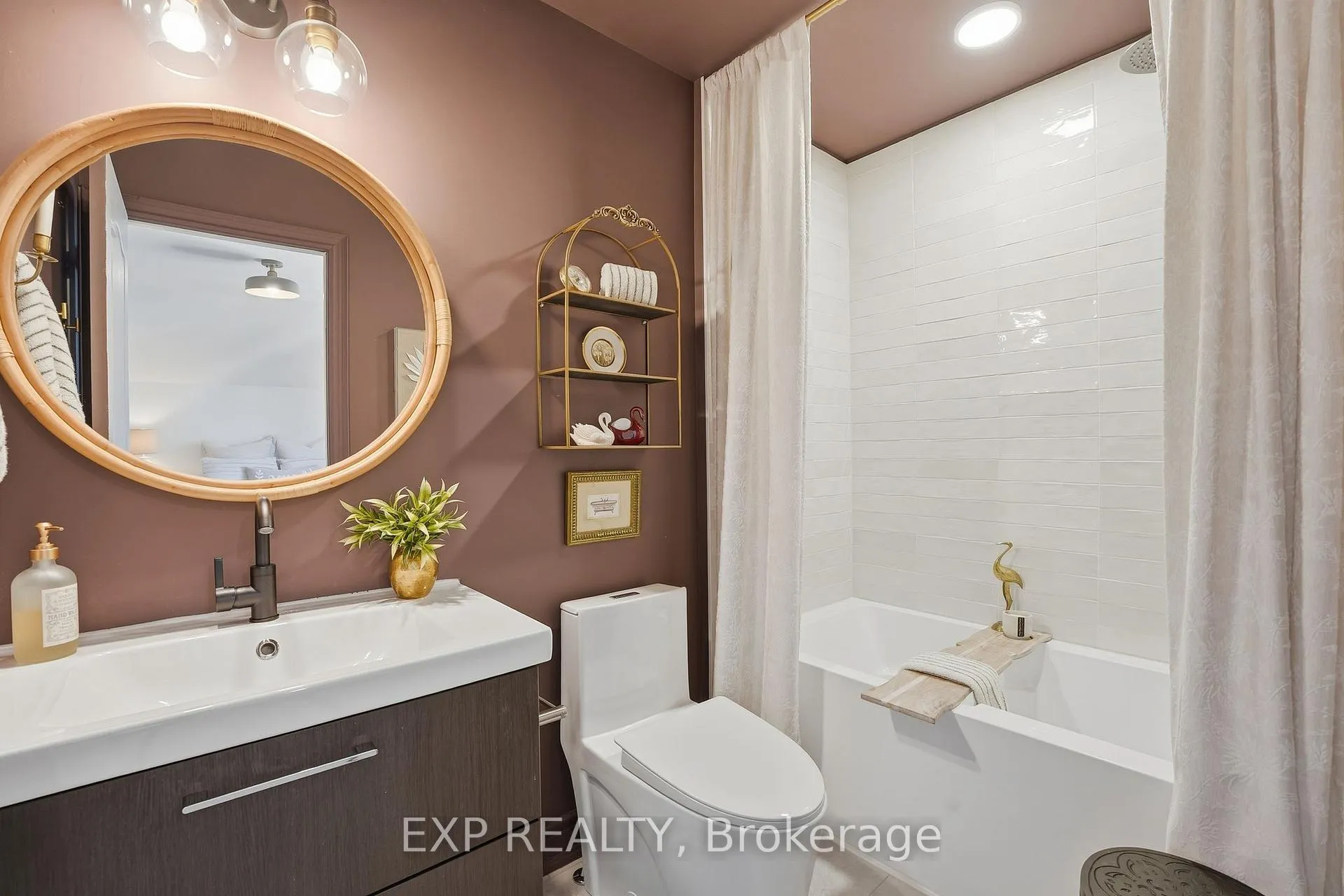 Photo 29 of 7 Brenner Court, Georgina, Keswick North — HOMEH