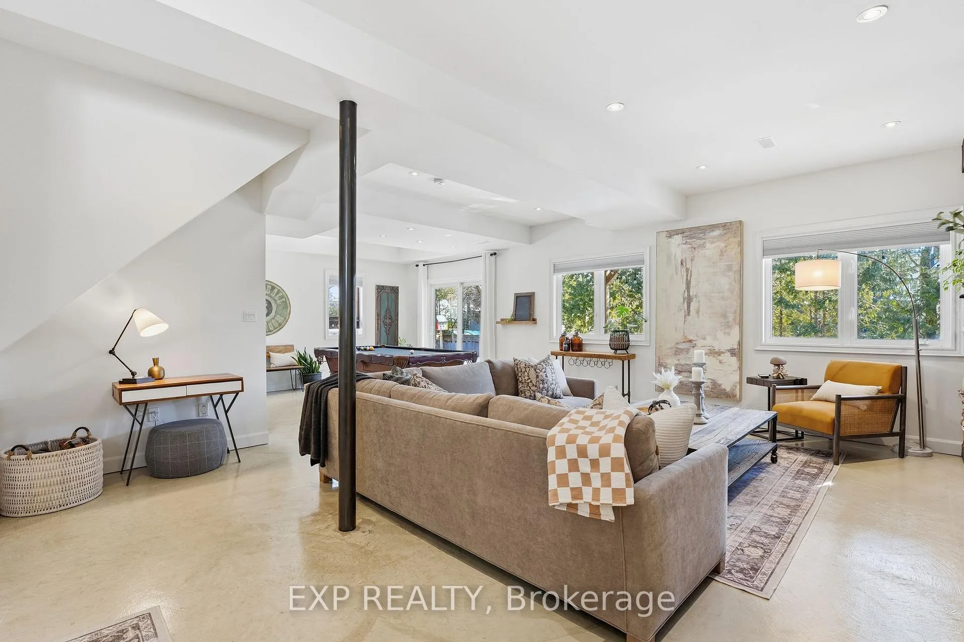 Photo 32 of 7 Brenner Court, Georgina, Keswick North — HOMEH