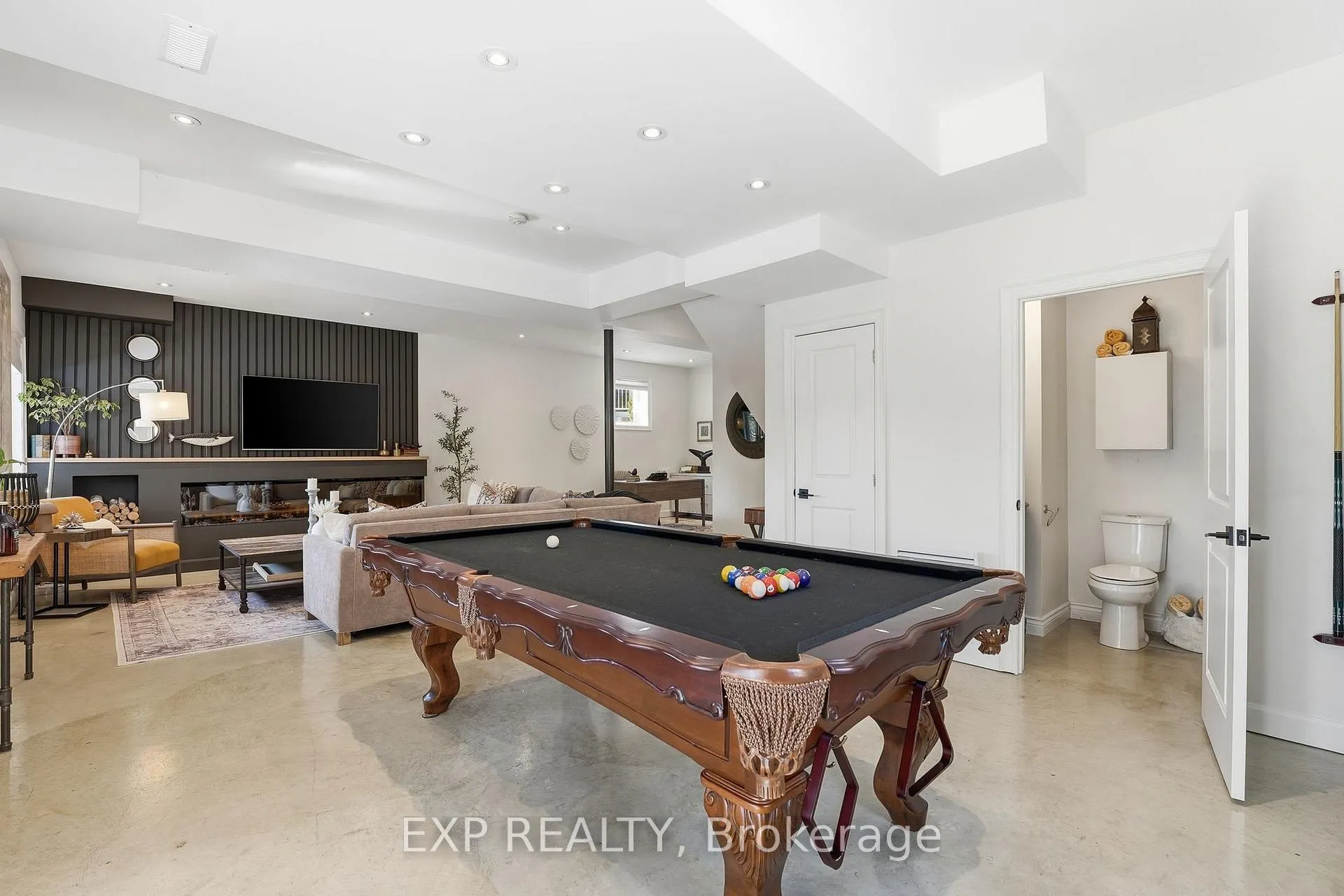 Photo 36 of 7 Brenner Court, Georgina, Keswick North — HOMEH