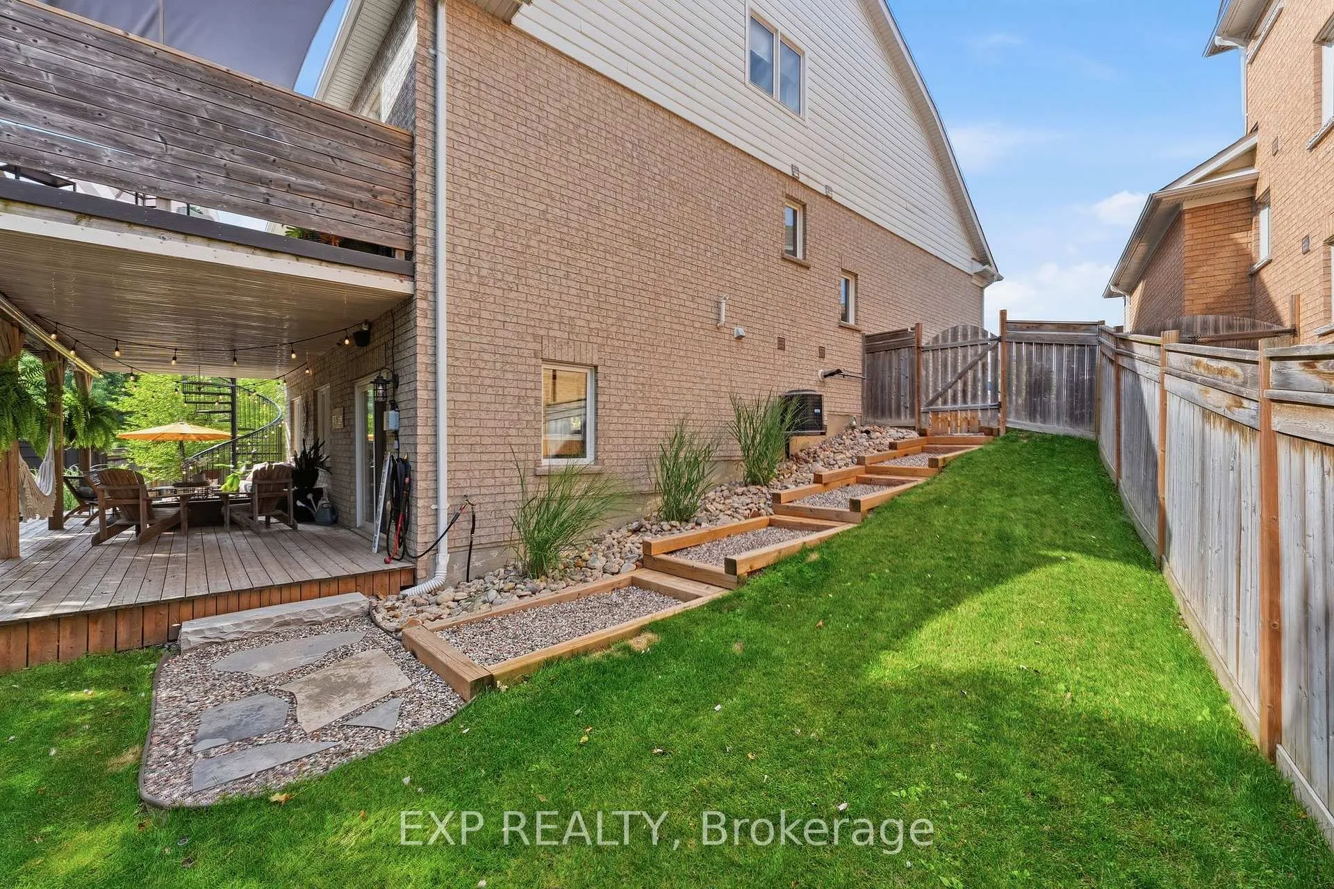 Photo 45 of 7 Brenner Court, Georgina, Keswick North — HOMEH