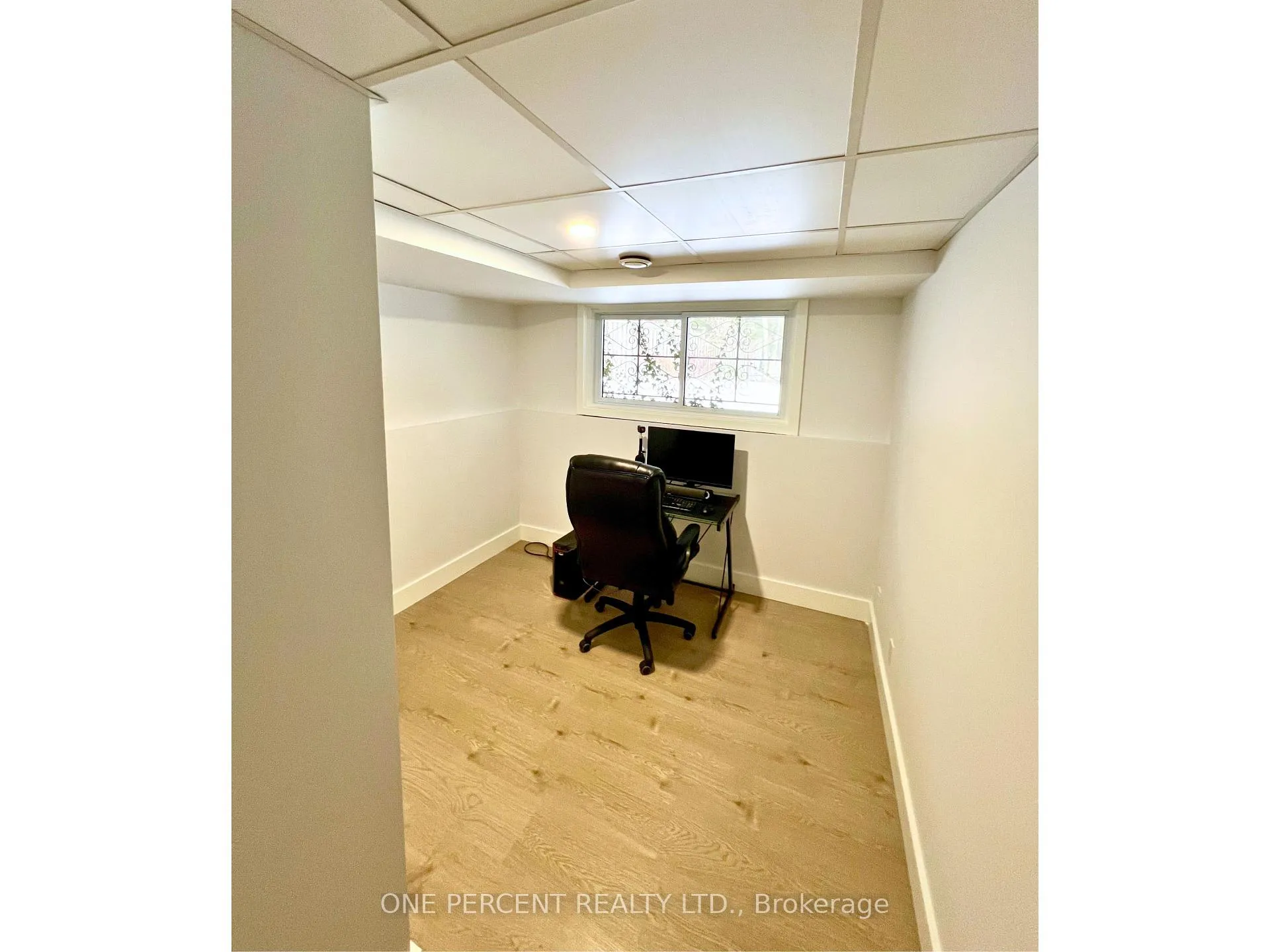 Photo 12 of 49 Spruceside Crescent, Pelham, Fonthill — HOMEH