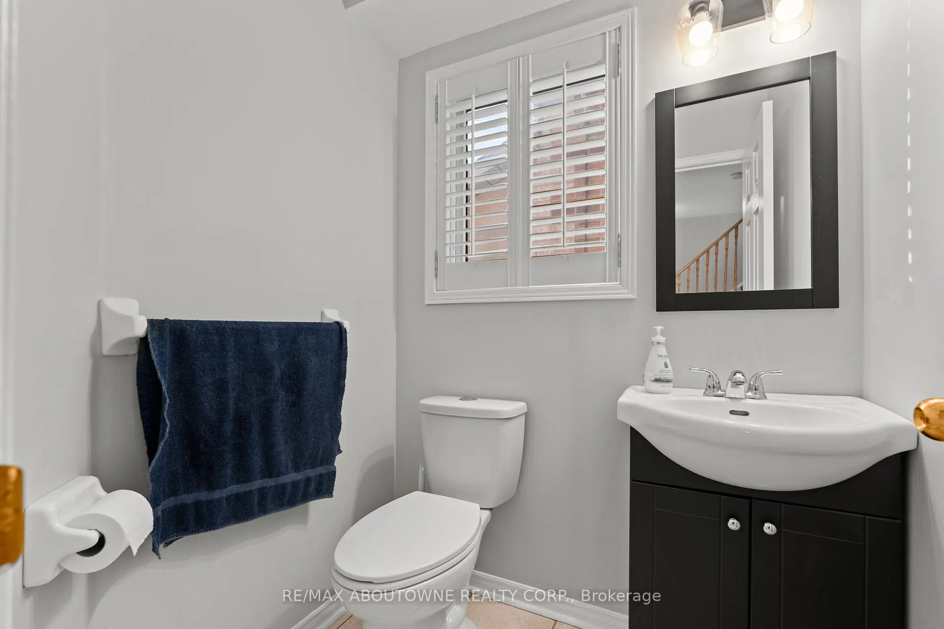 Photo 5 of 49 Lockwood Road, Brampton, Fletcher's West — HOMEH