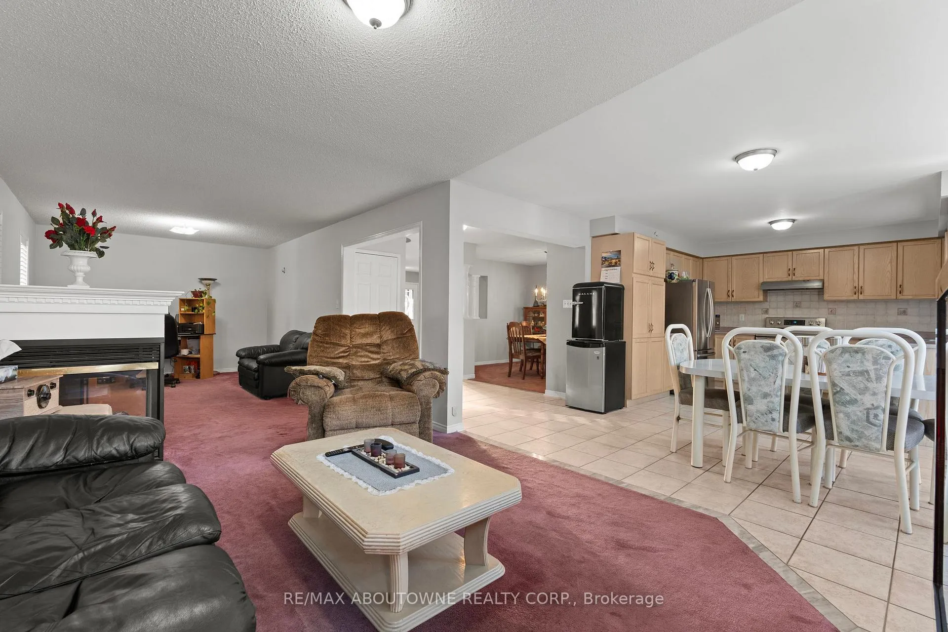 Photo 10 of 49 Lockwood Road, Brampton, Fletcher's West — HOMEH