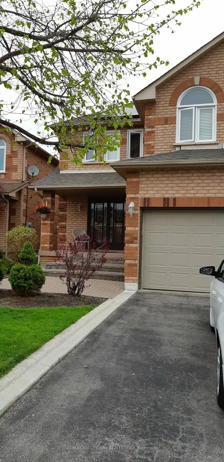 Photo 26 of 49 Lockwood Road, Brampton, Fletcher's West — HOMEH