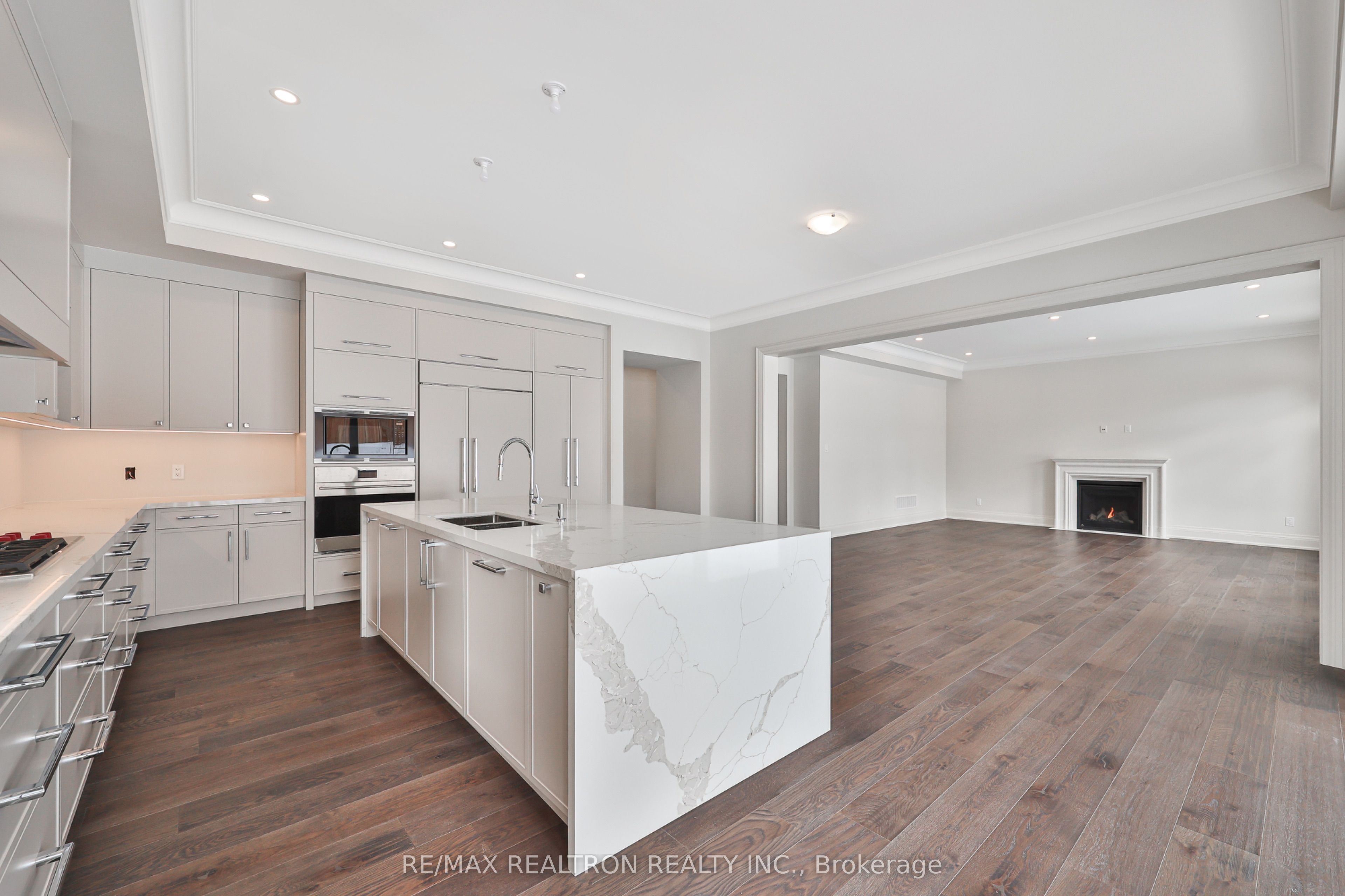 Photo 9 of 17 Calla Trail, Aurora, Aurora Estates — HOMEH
