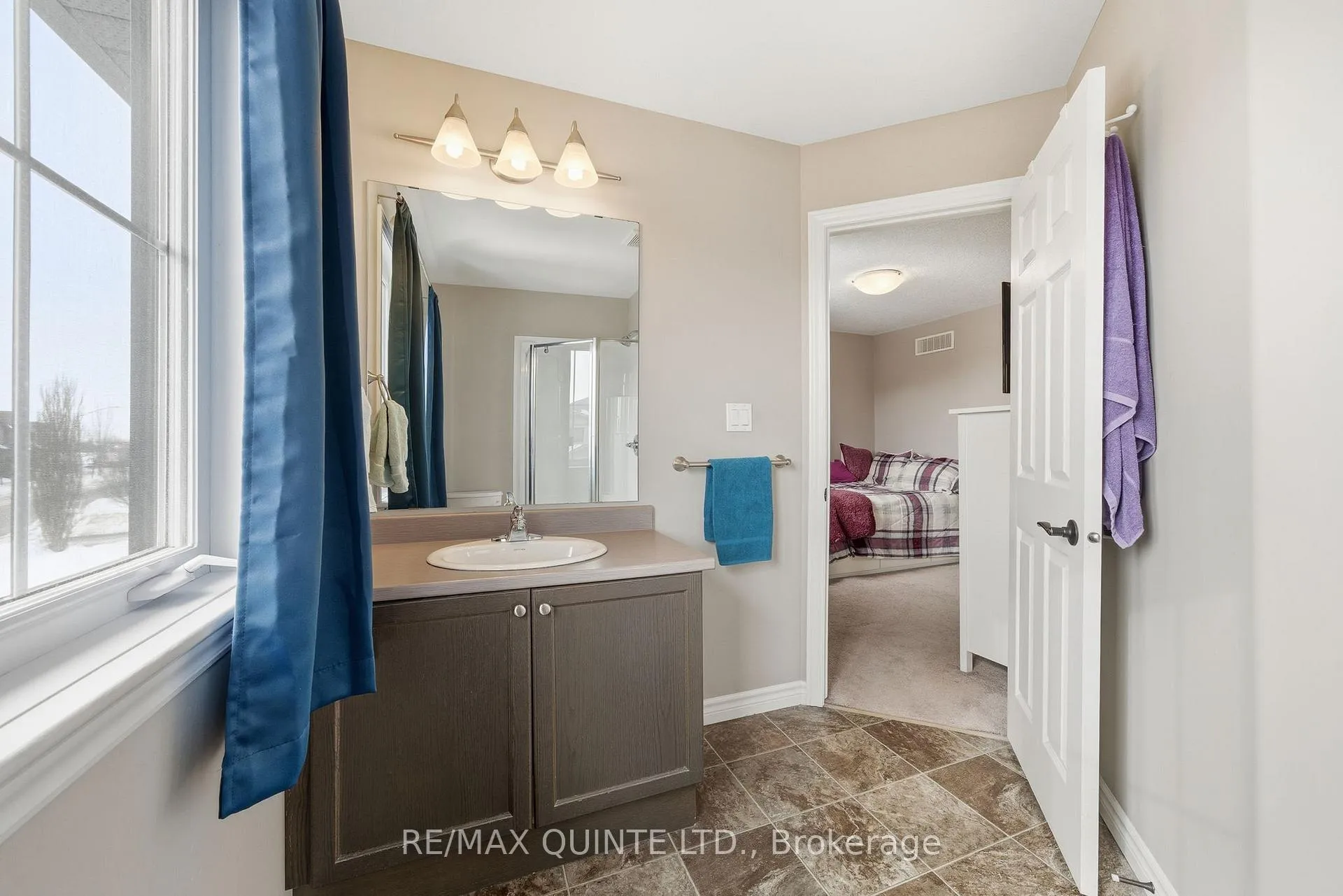 Photo 25 of 115 Simurda Court, Loyalist, Amherstview — HOMEH