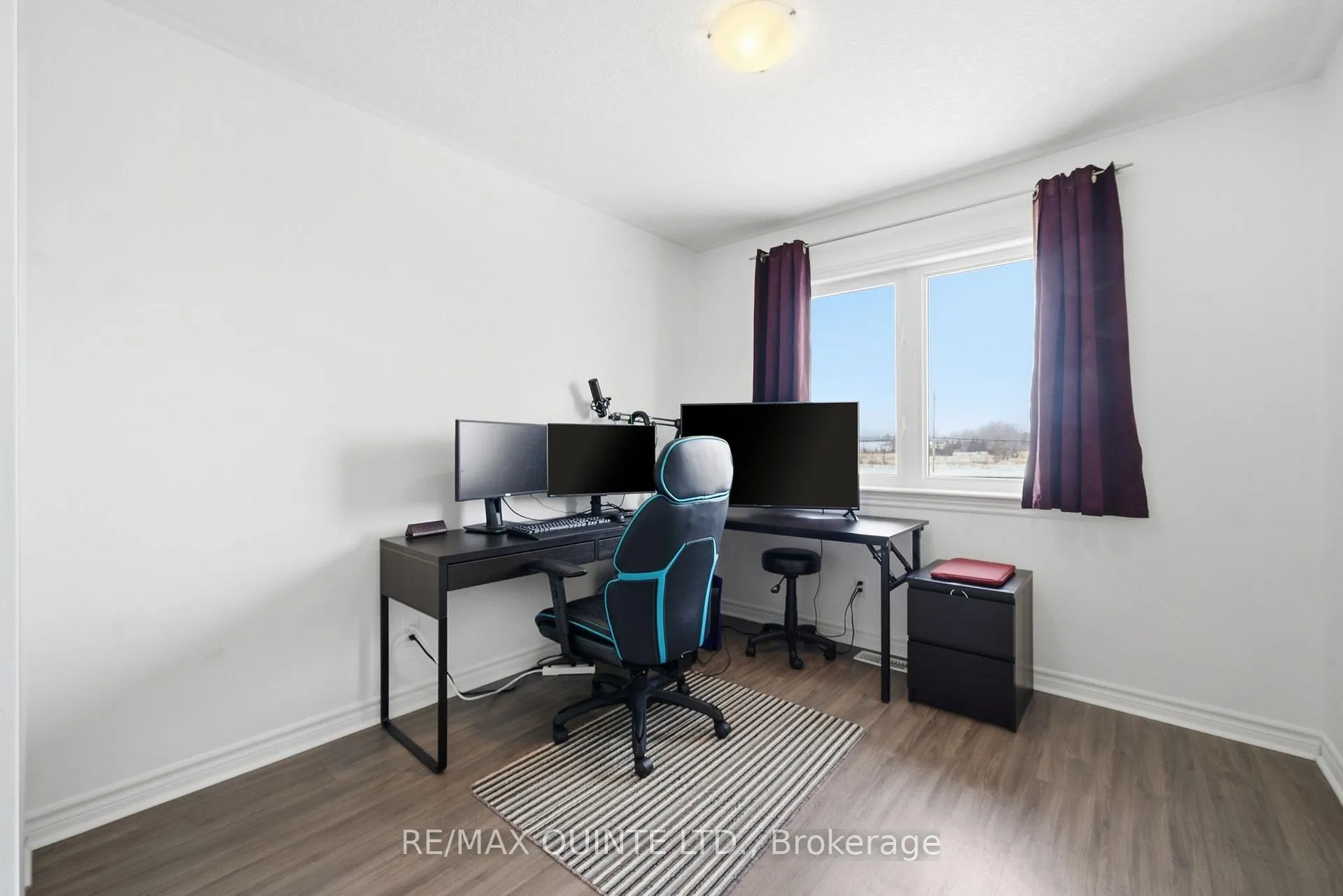Photo 30 of 115 Simurda Court, Loyalist, Amherstview — HOMEH