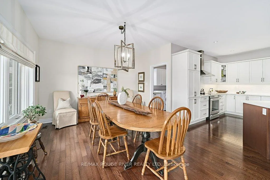 Photo 16 of 122 Southcrest Drive, Scugog, Port Perry — HOMEH