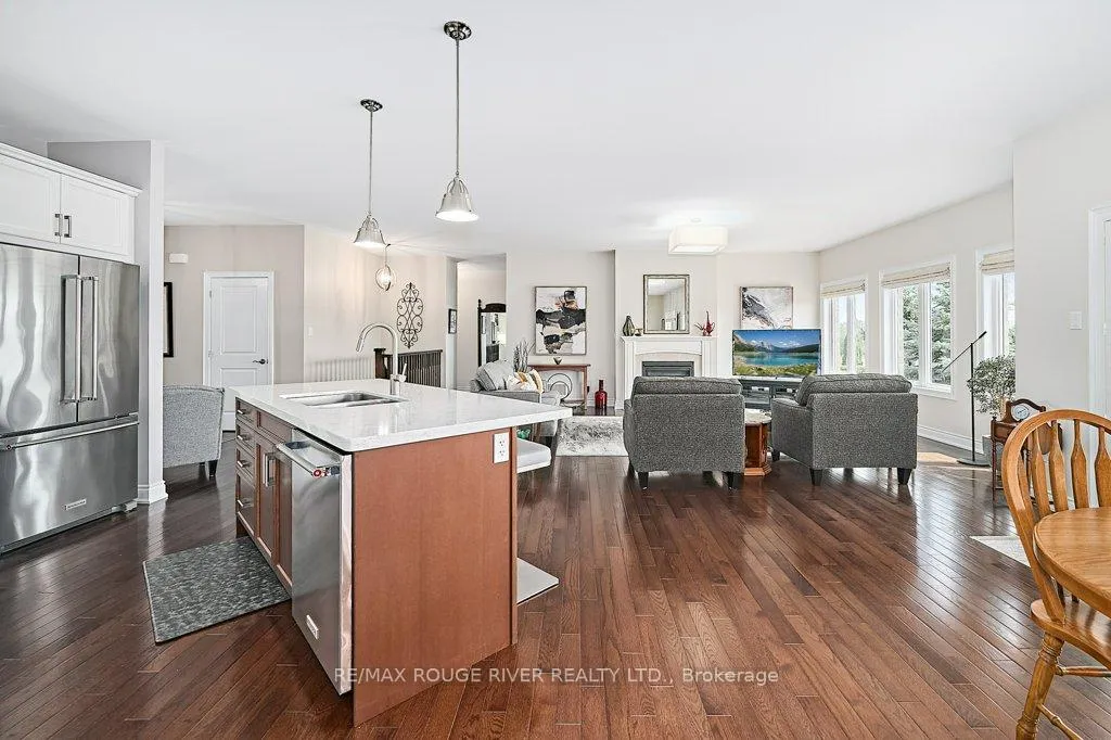 Photo 17 of 122 Southcrest Drive, Scugog, Port Perry — HOMEH