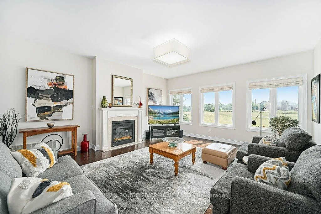 Photo 18 of 122 Southcrest Drive, Scugog, Port Perry — HOMEH