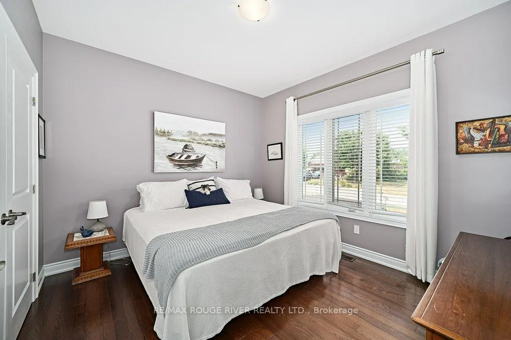 Photo 29 of 122 Southcrest Drive, Scugog, Port Perry — HOMEH