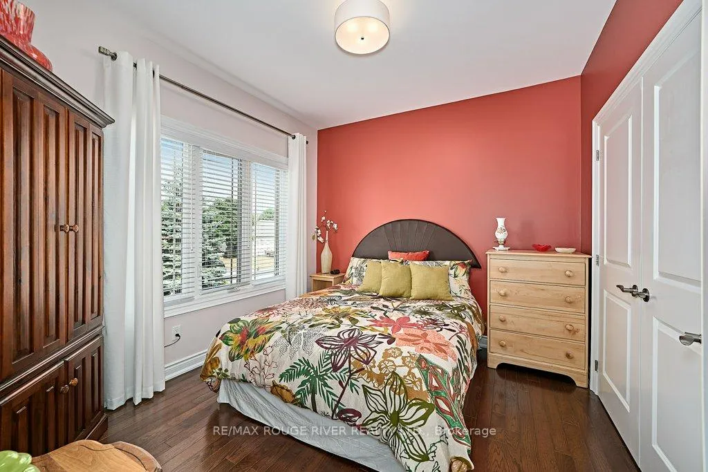 Photo 30 of 122 Southcrest Drive, Scugog, Port Perry — HOMEH