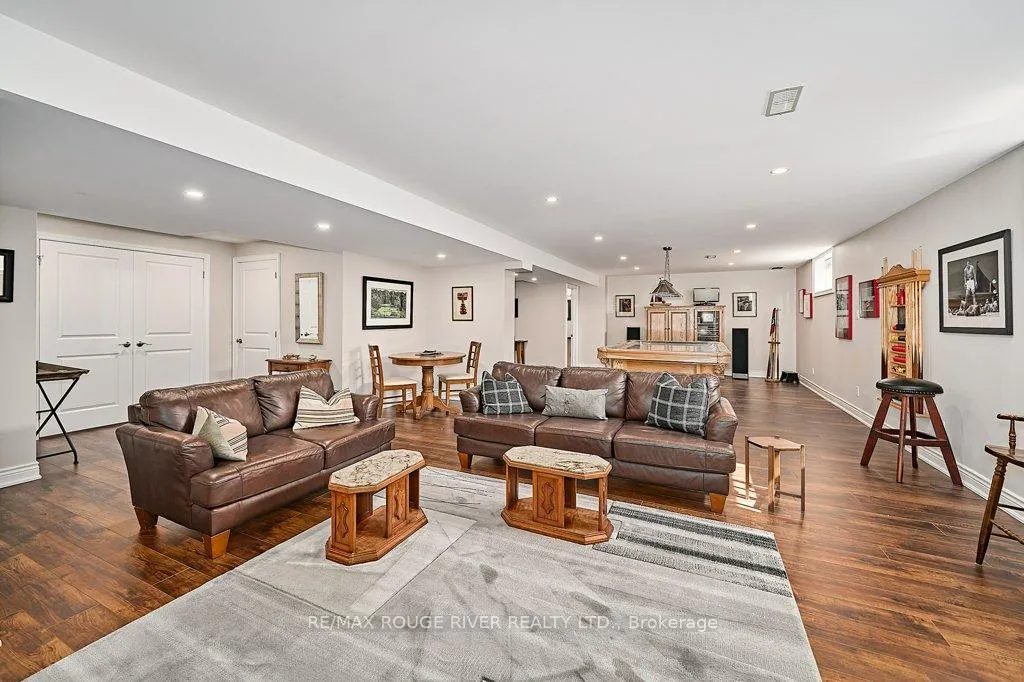 Photo 35 of 122 Southcrest Drive, Scugog, Port Perry — HOMEH