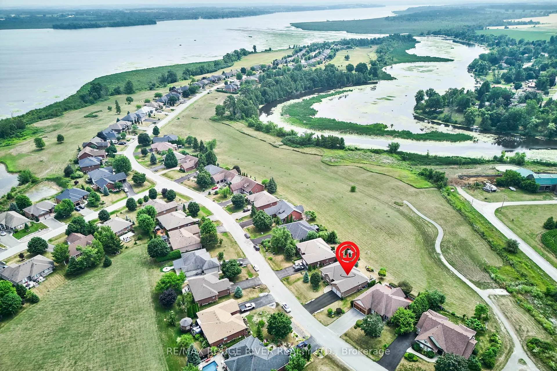 Photo 41 of 122 Southcrest Drive, Scugog, Port Perry — HOMEH