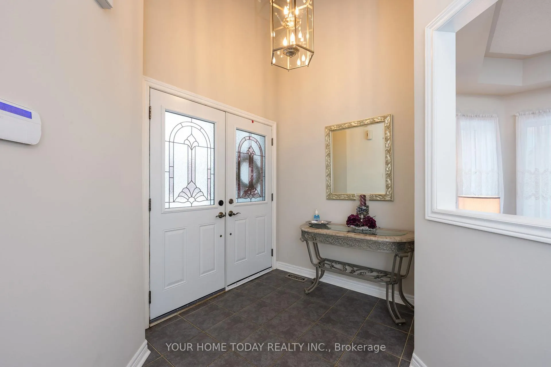 Photo 5 of 45 Forsyth Crescent, Halton Hills, Georgetown — HOMEH