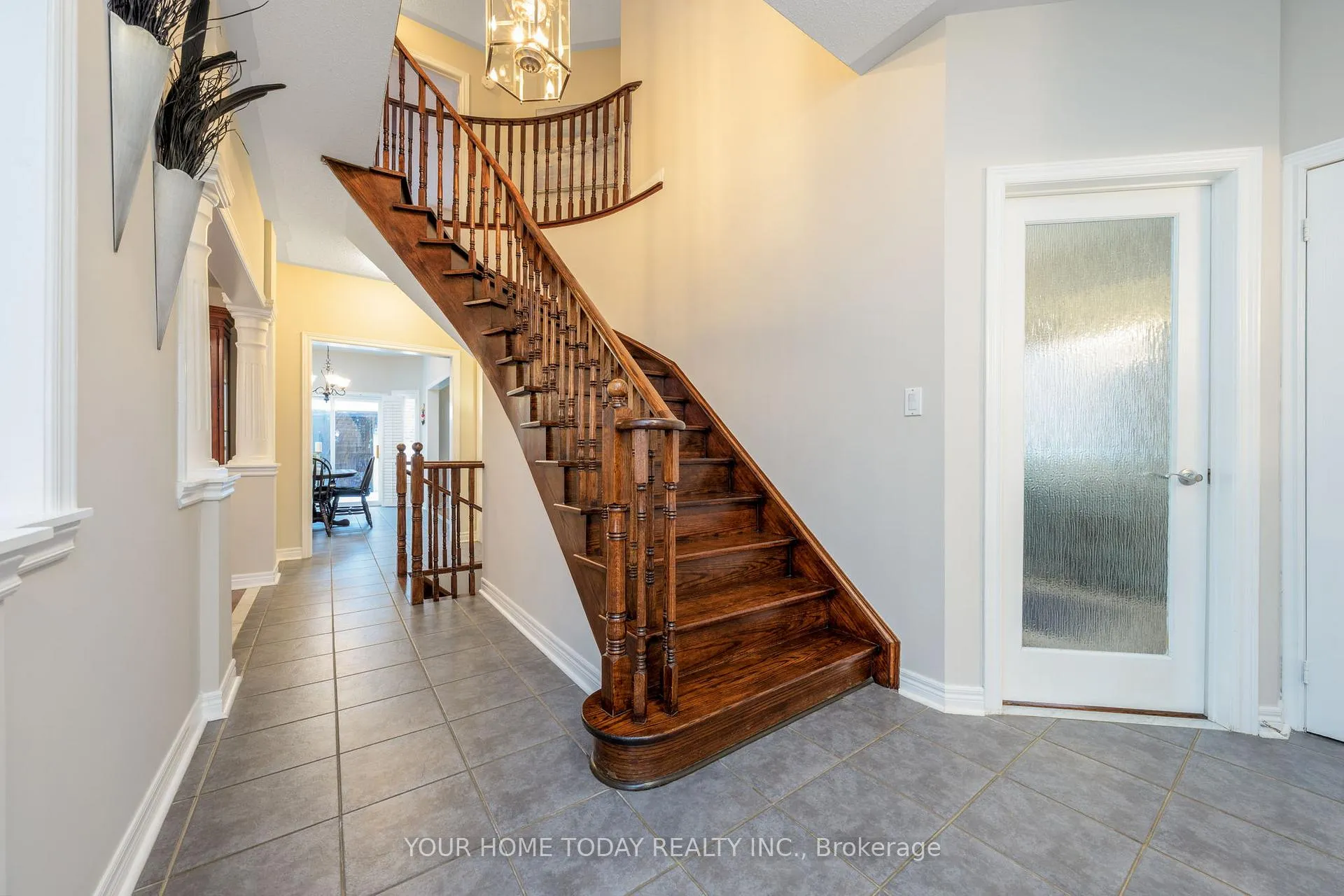 Photo 6 of 45 Forsyth Crescent, Halton Hills, Georgetown — HOMEH