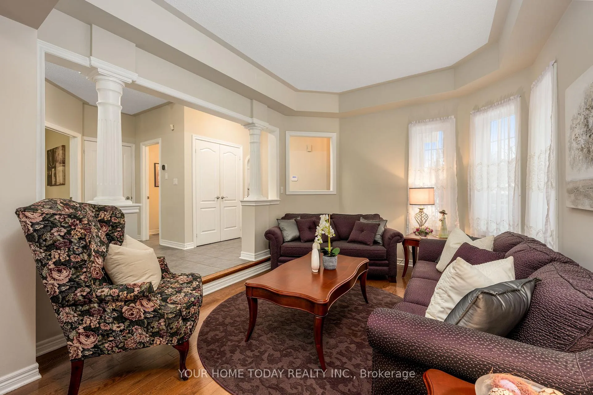 Photo 9 of 45 Forsyth Crescent, Halton Hills, Georgetown — HOMEH