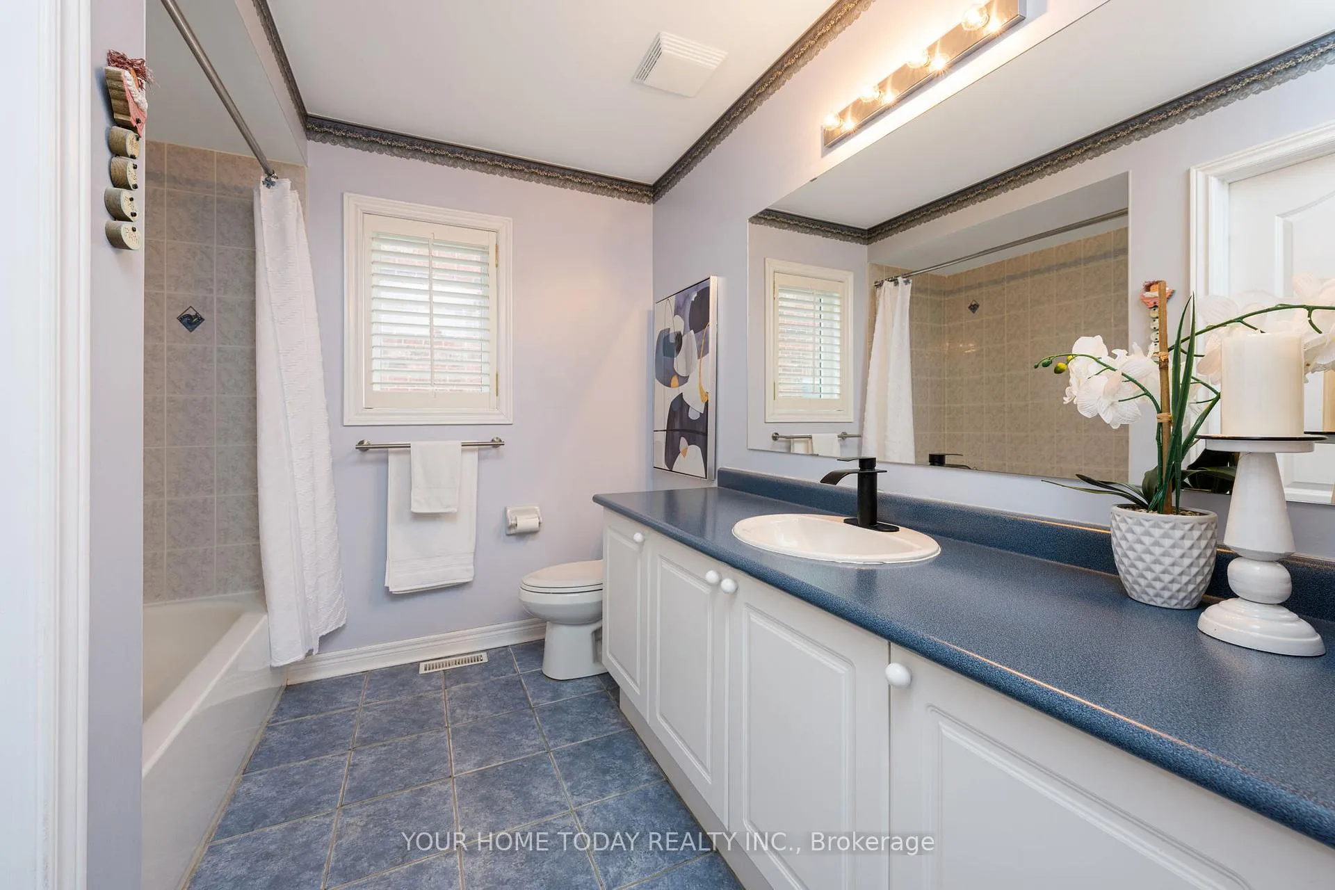 Photo 33 of 45 Forsyth Crescent, Halton Hills, Georgetown — HOMEH