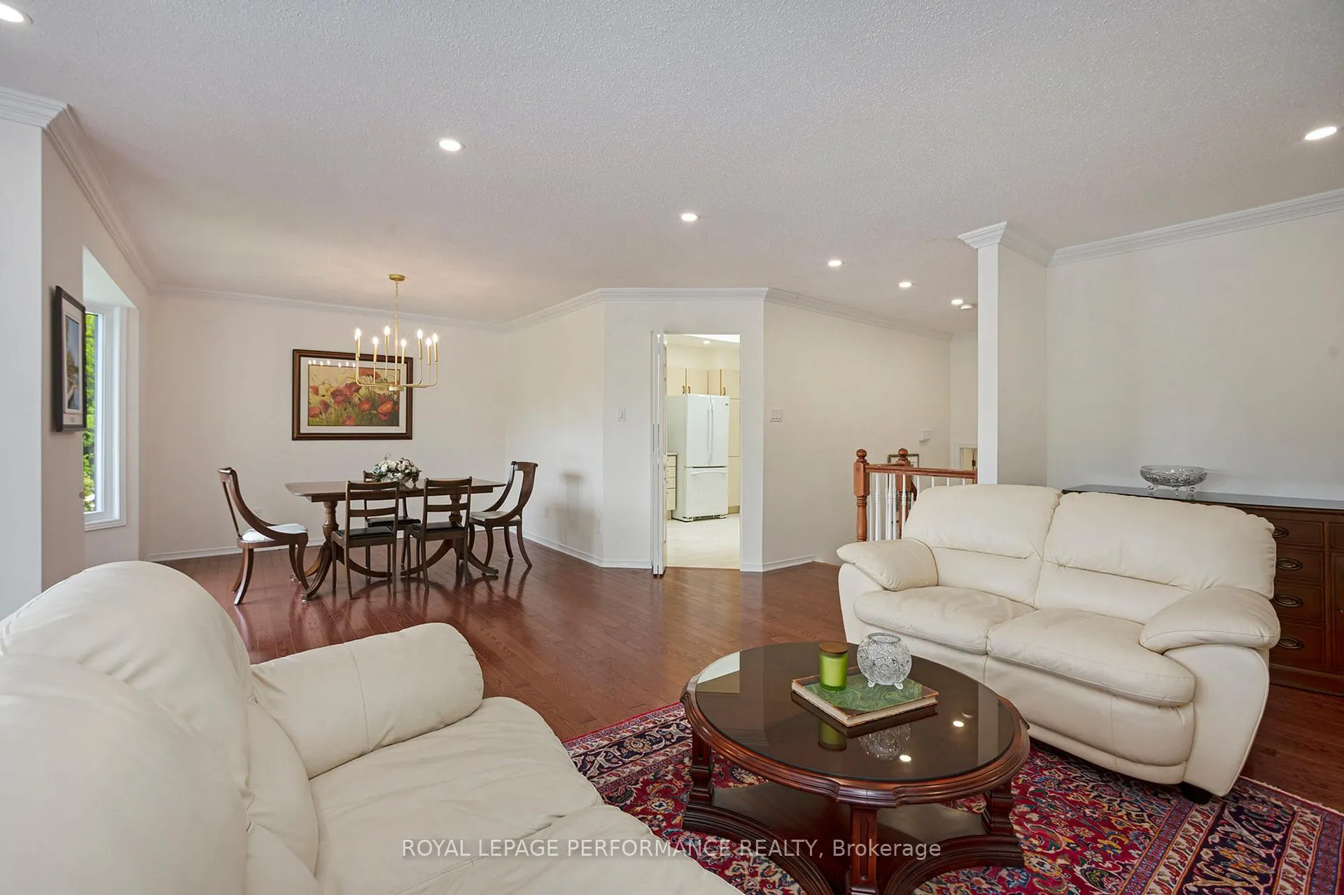 Photo 5 of 81 Waterford Drive, Ottawa, Pineglen/Country Place — HOMEH