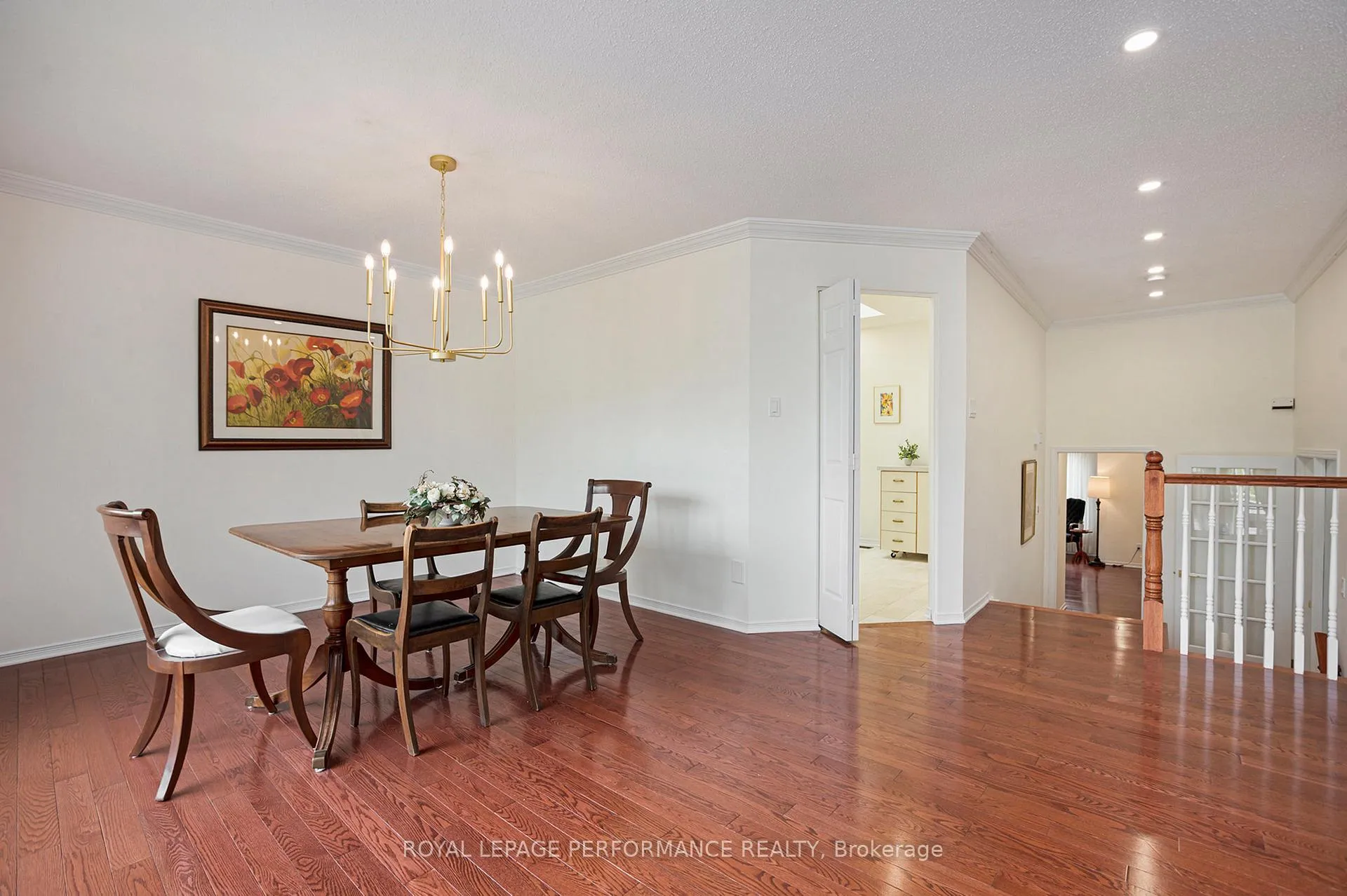 Photo 9 of 81 Waterford Drive, Ottawa, Pineglen/Country Place — HOMEH