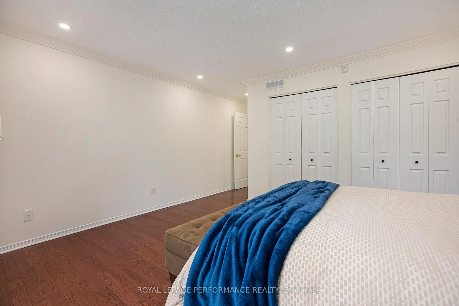 Photo 14 of 81 Waterford Drive, Ottawa, Pineglen/Country Place — HOMEH