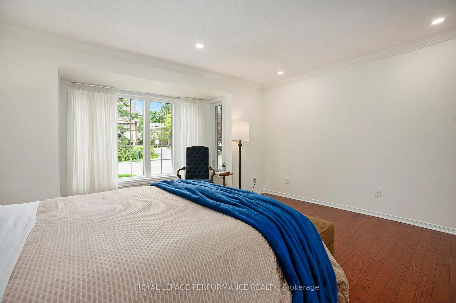 Photo 15 of 81 Waterford Drive, Ottawa, Pineglen/Country Place — HOMEH