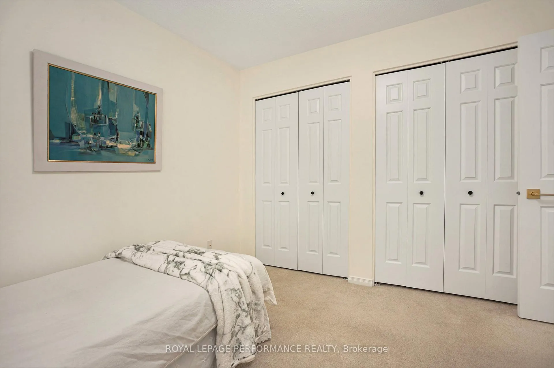 Photo 21 of 81 Waterford Drive, Ottawa, Pineglen/Country Place — HOMEH