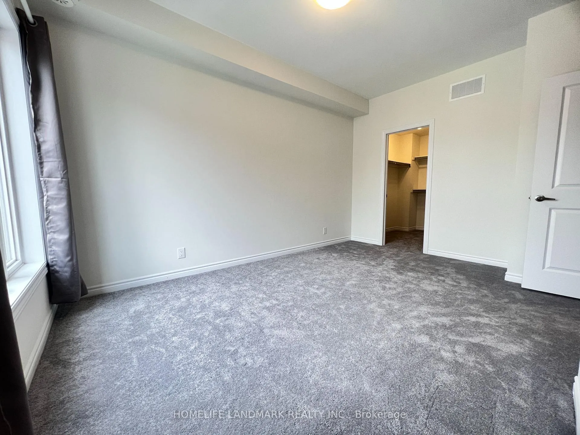 Photo 7 of 33 Guardhouse Crescent, Markham, Unionville — HOMEH