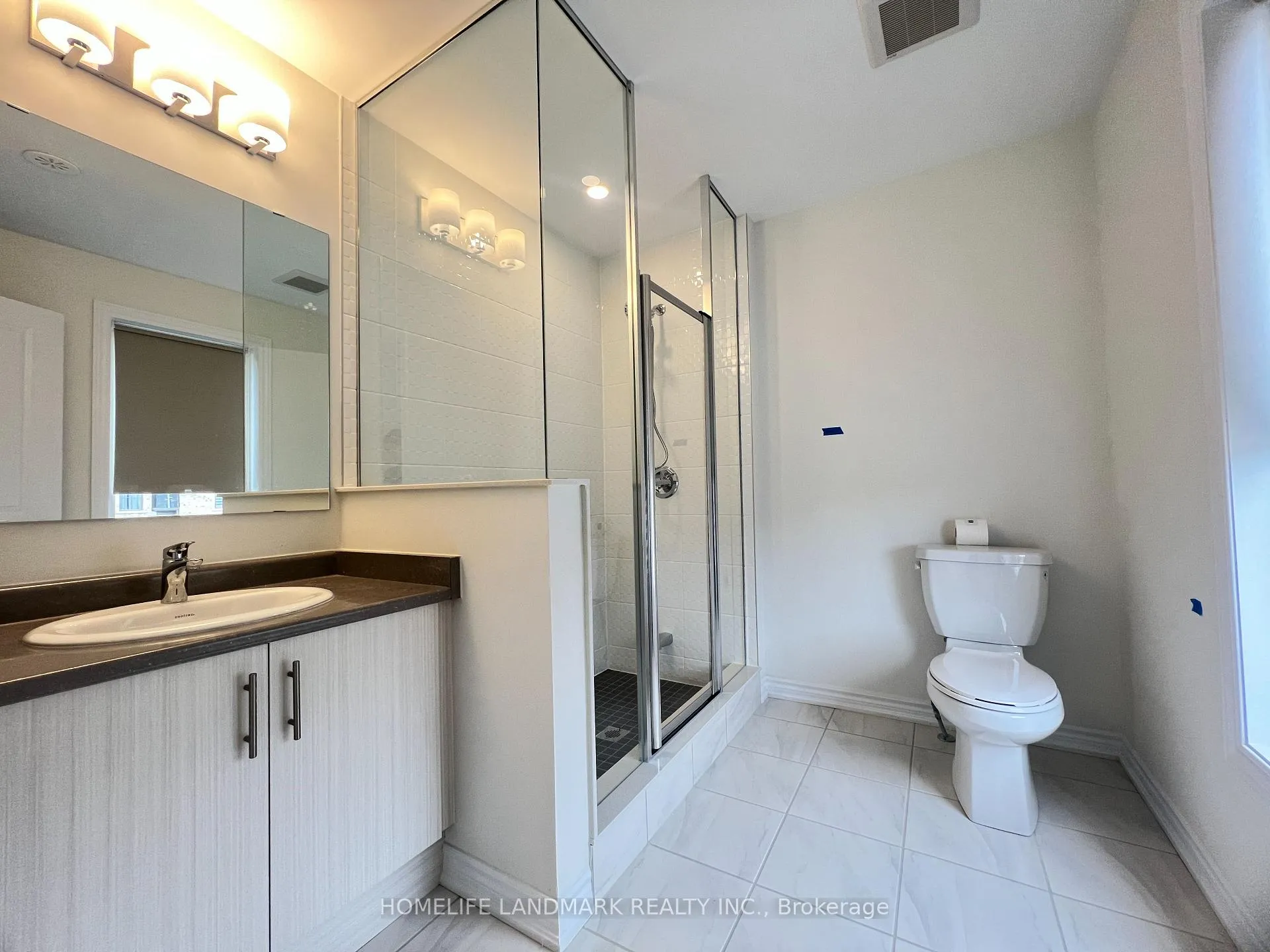 Photo 8 of 33 Guardhouse Crescent, Markham, Unionville — HOMEH