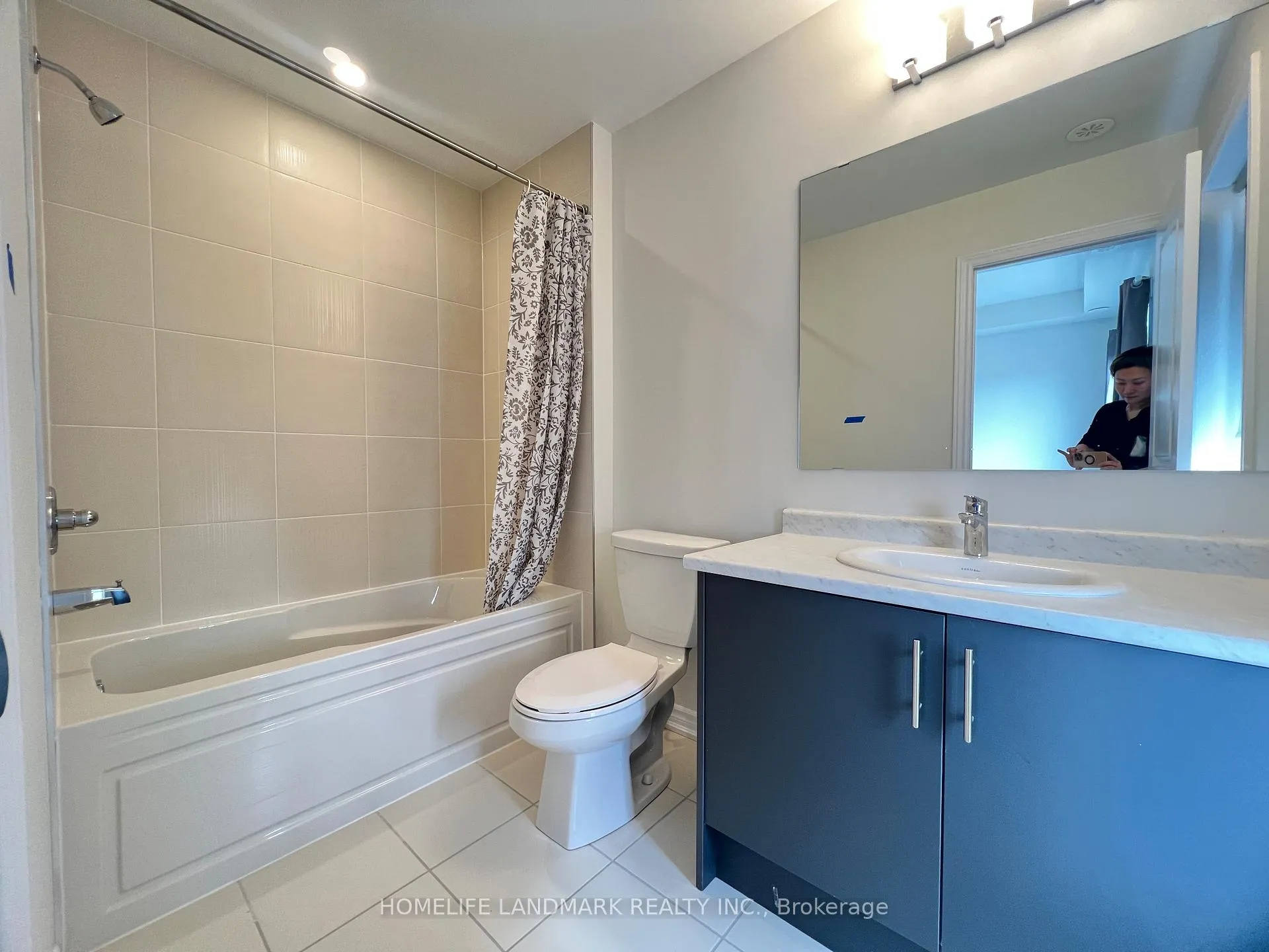 Photo 11 of 33 Guardhouse Crescent, Markham, Unionville — HOMEH