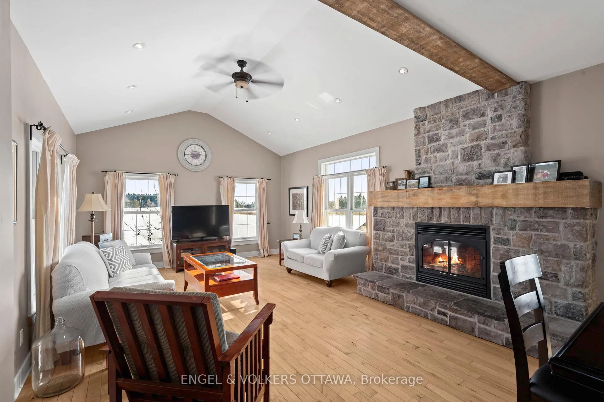 Photo 13 of 5165 Canon Smith Drive, Ottawa, Fitzroy — HOMEH