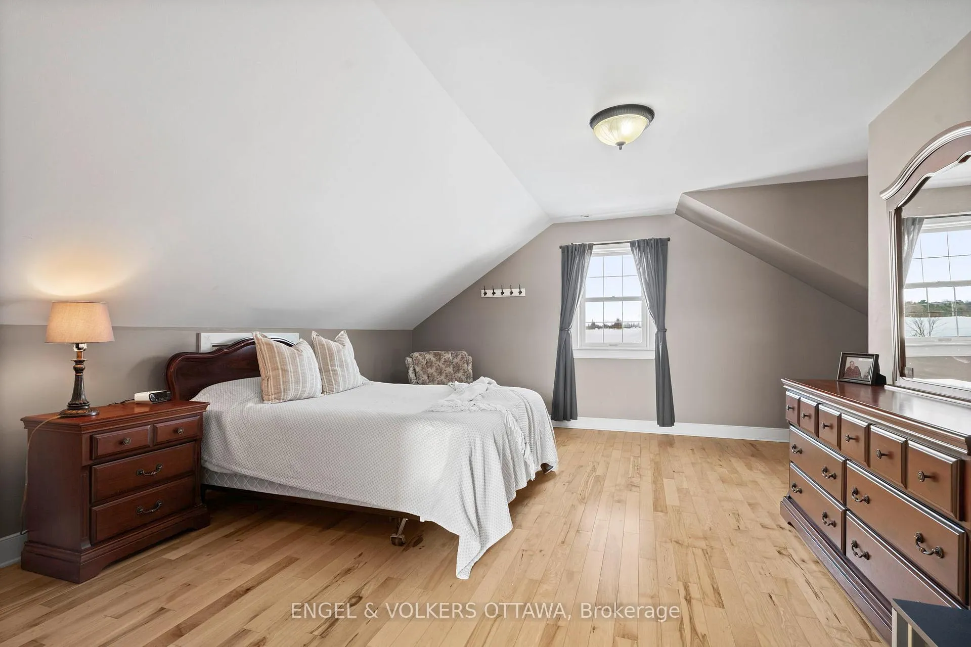 Photo 23 of 5165 Canon Smith Drive, Ottawa, Fitzroy — HOMEH